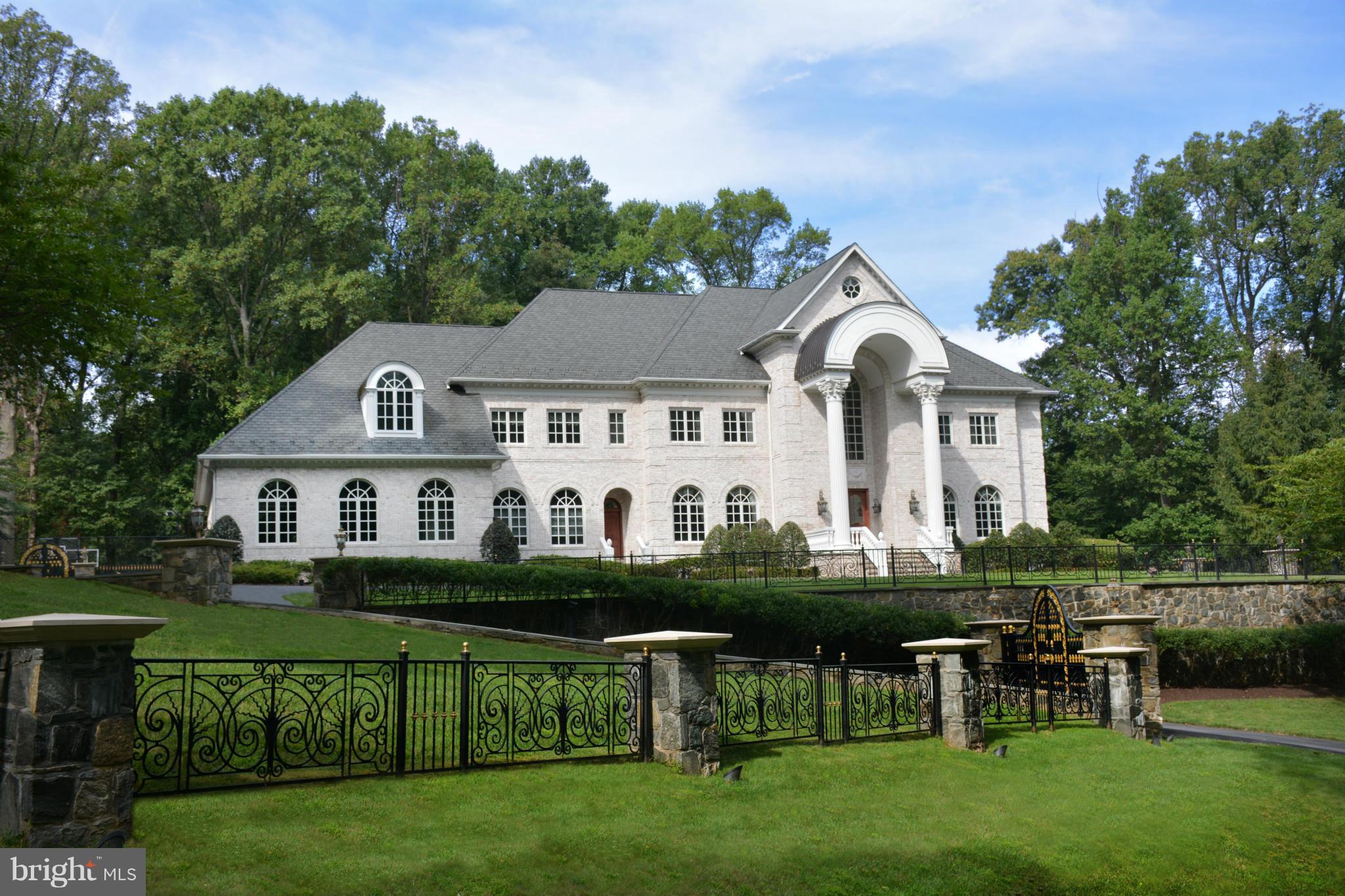 ELMWOOD ESTATES - Residential Lease