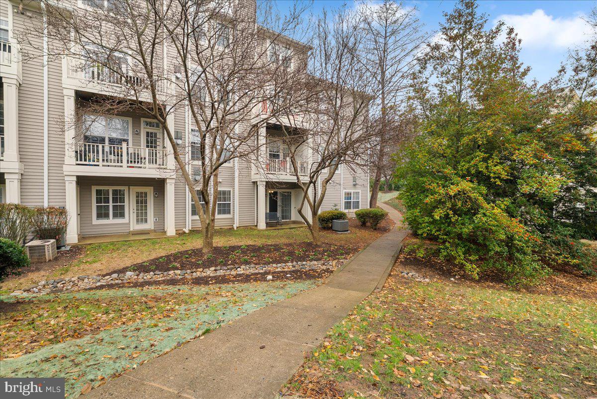 SUTTON RIDGE - Residential Lease