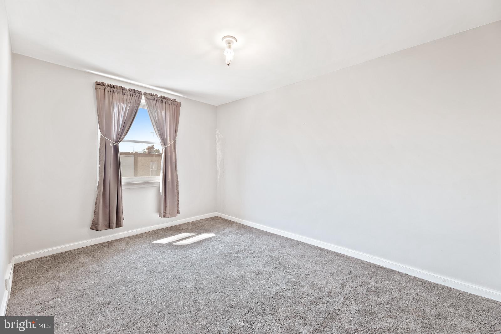 MAYFAIR - Residential