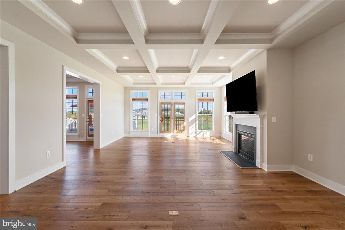 SHORT HILL - Residential