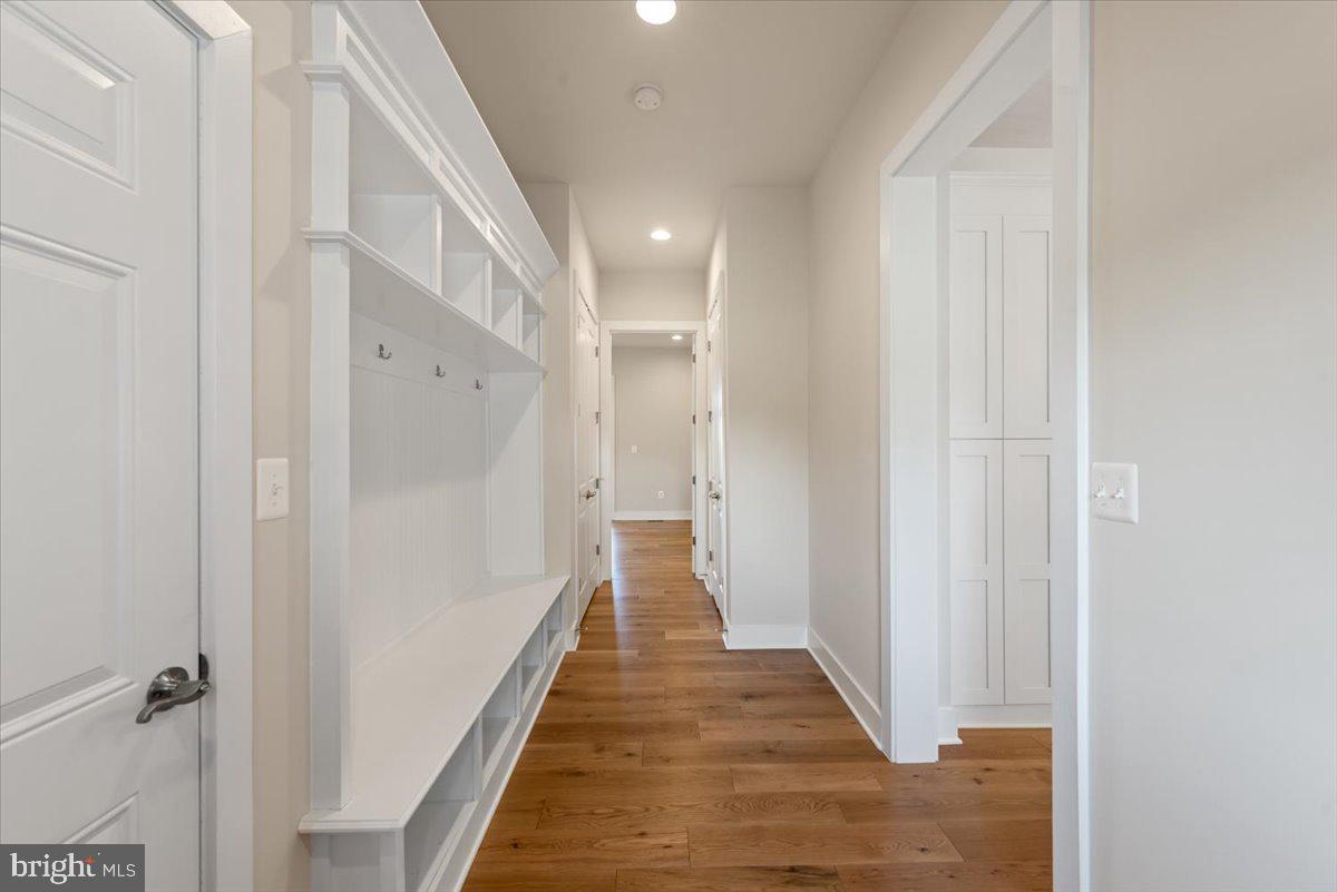 SHORT HILL - Residential