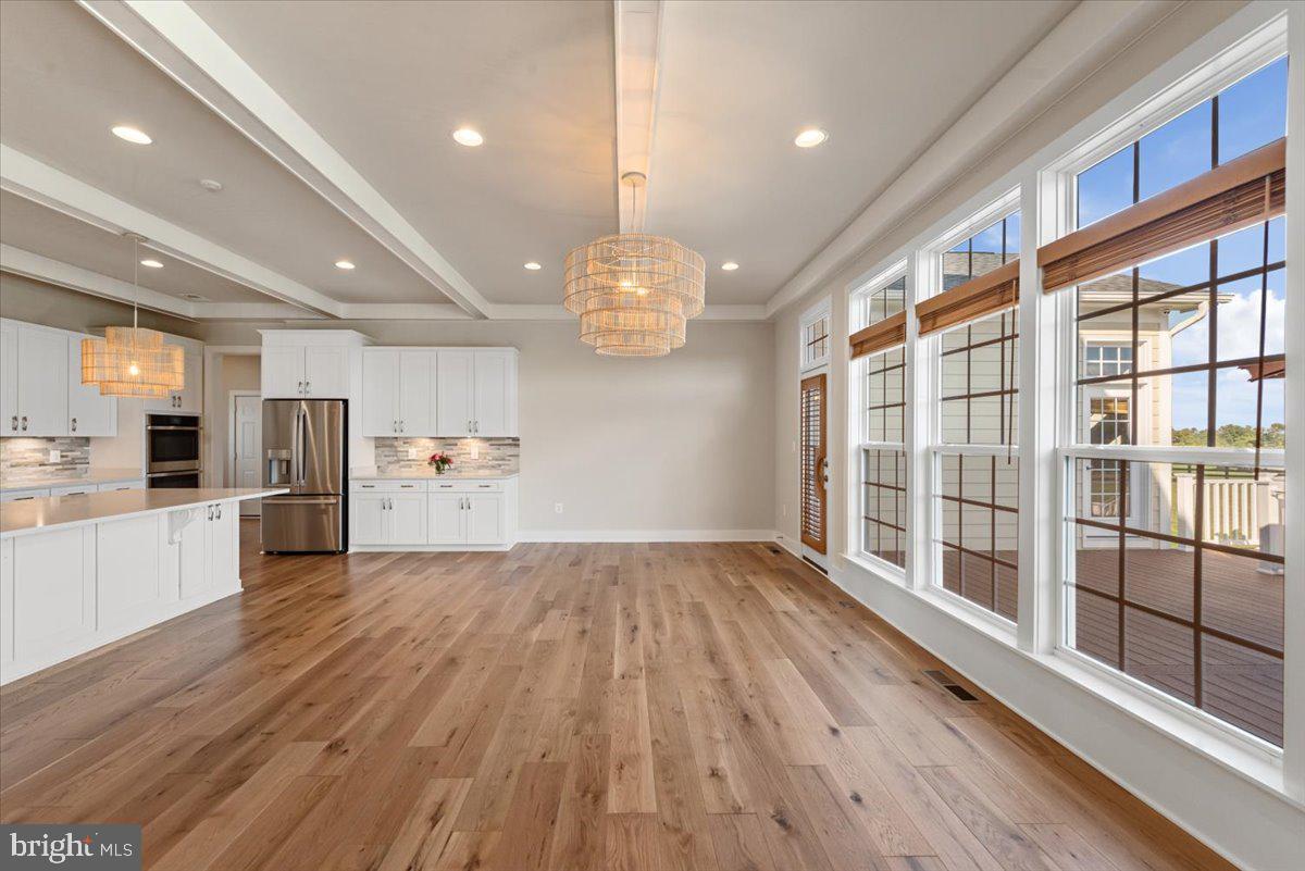 SHORT HILL - Residential