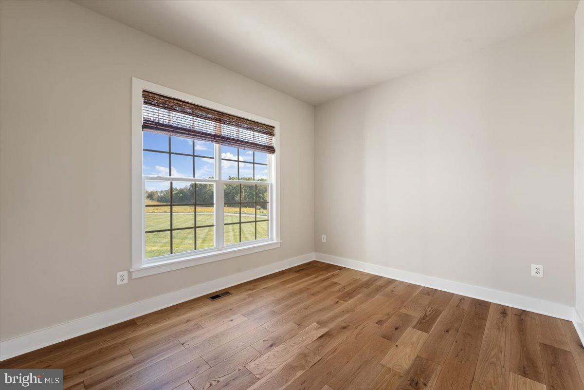 SHORT HILL - Residential