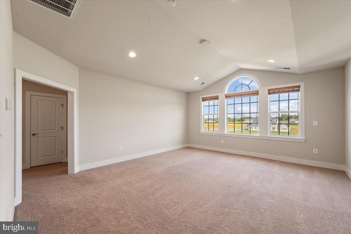 SHORT HILL - Residential