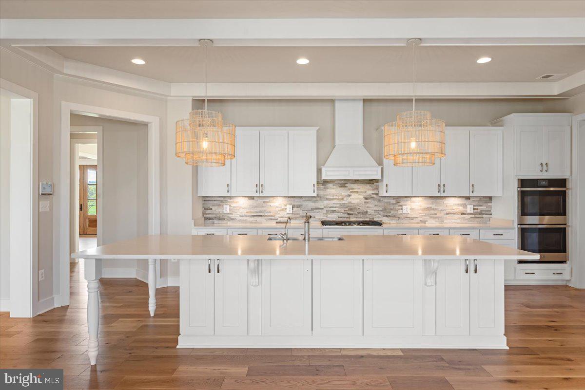 SHORT HILL - Residential