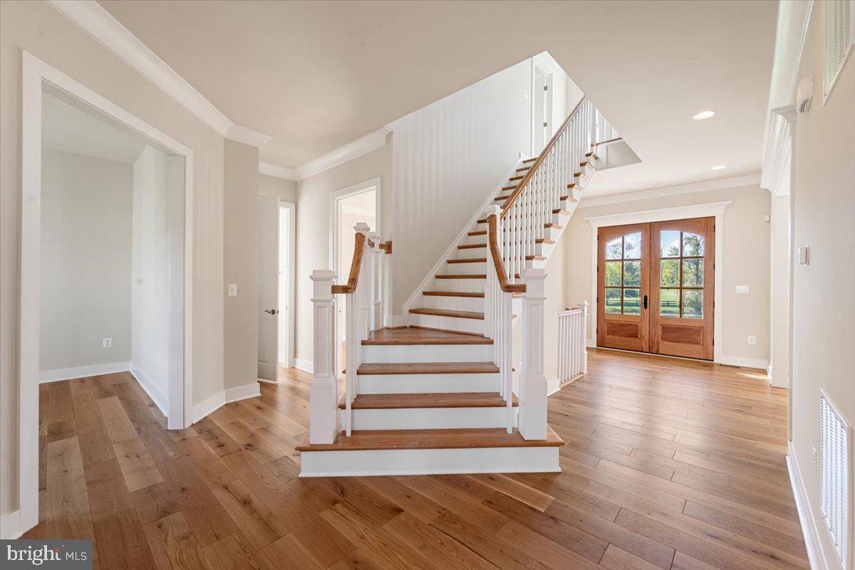 SHORT HILL - Residential