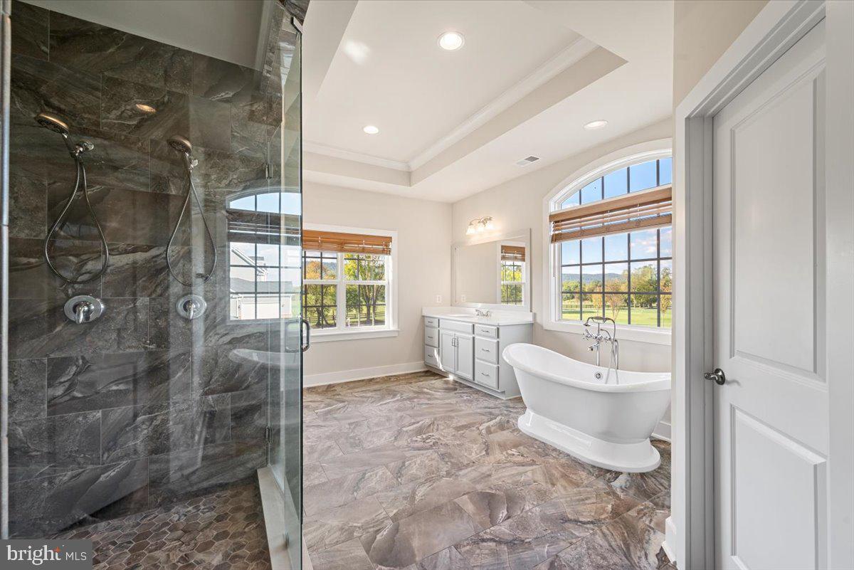 SHORT HILL - Residential