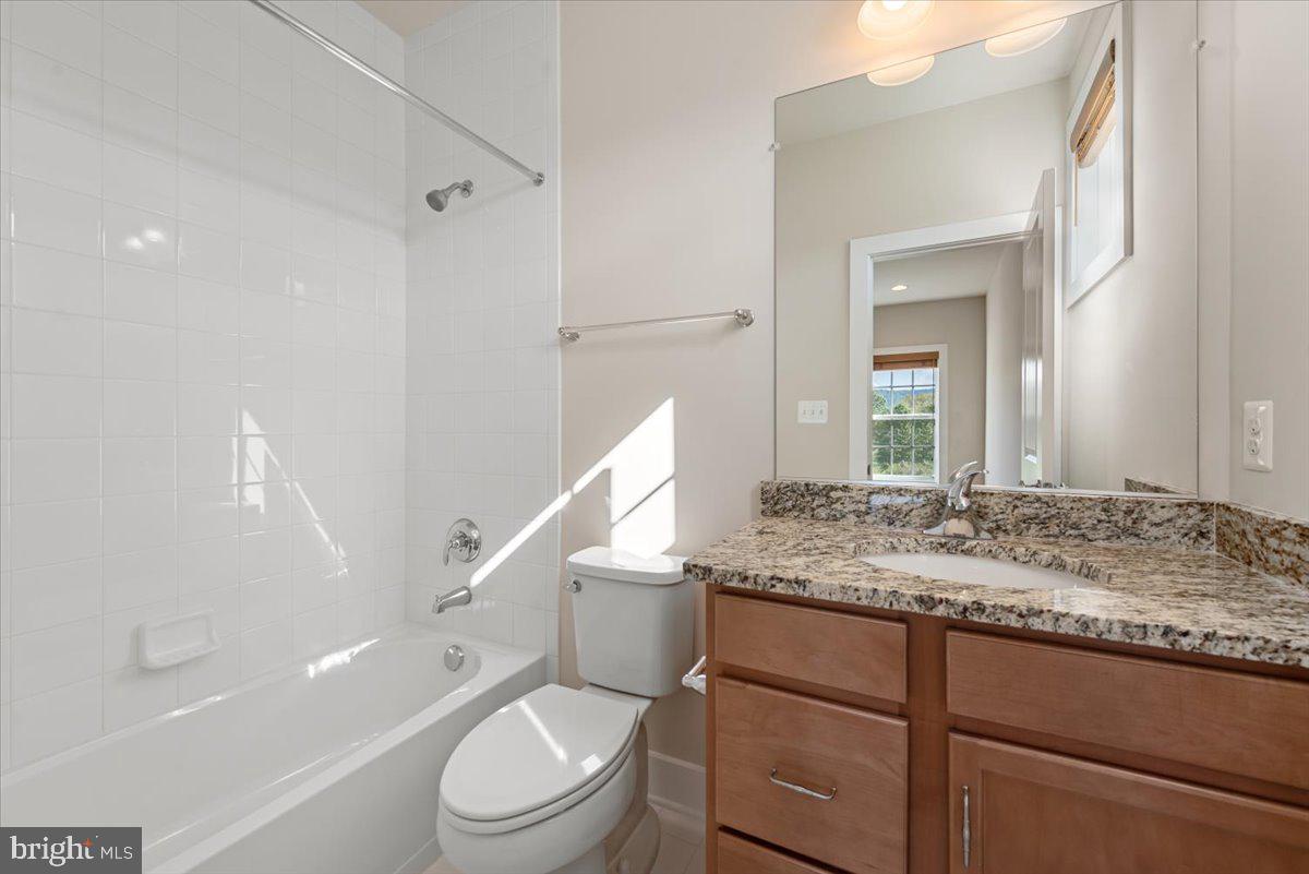 SHORT HILL - Residential