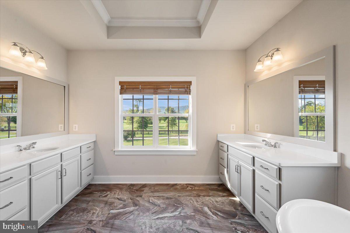 SHORT HILL - Residential