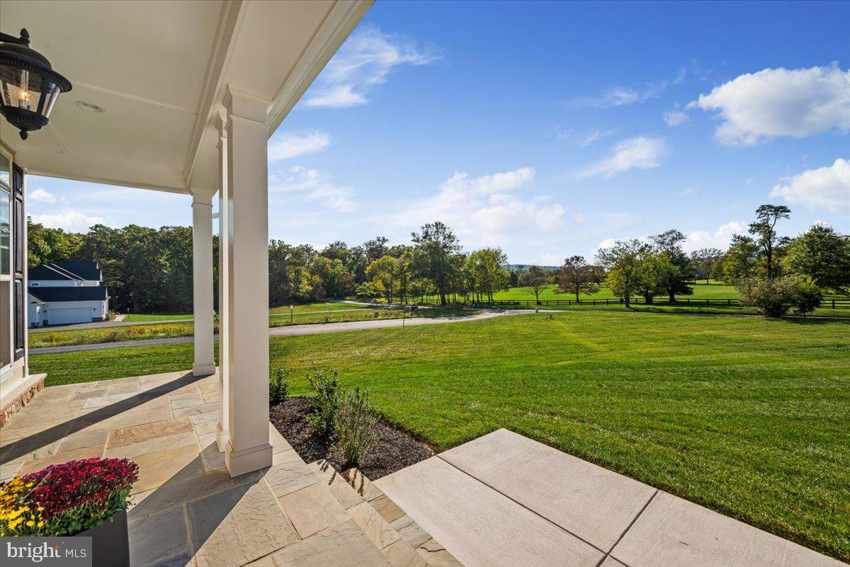 SHORT HILL - Residential