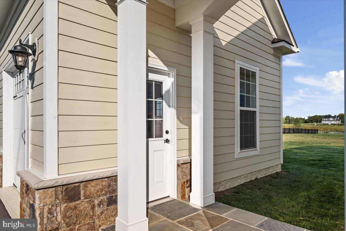 SHORT HILL - Residential