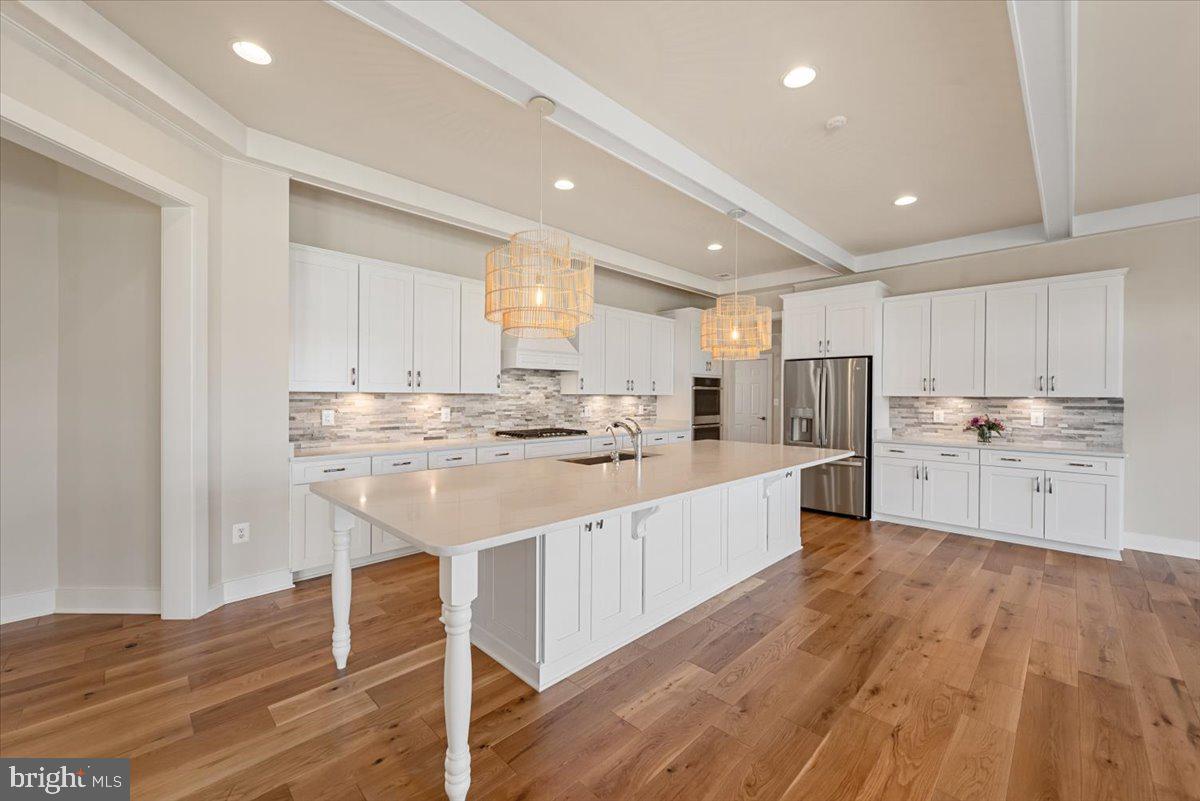 SHORT HILL - Residential