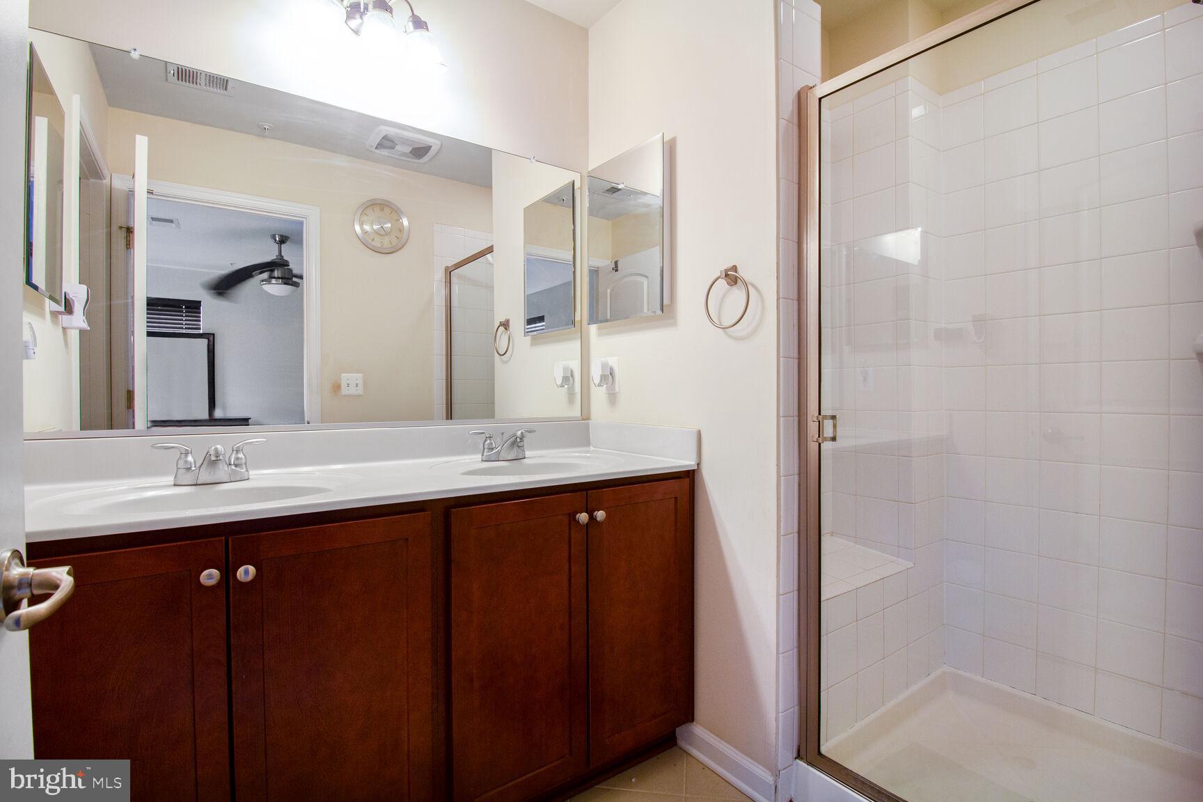 UPLANDS - Residential Lease
