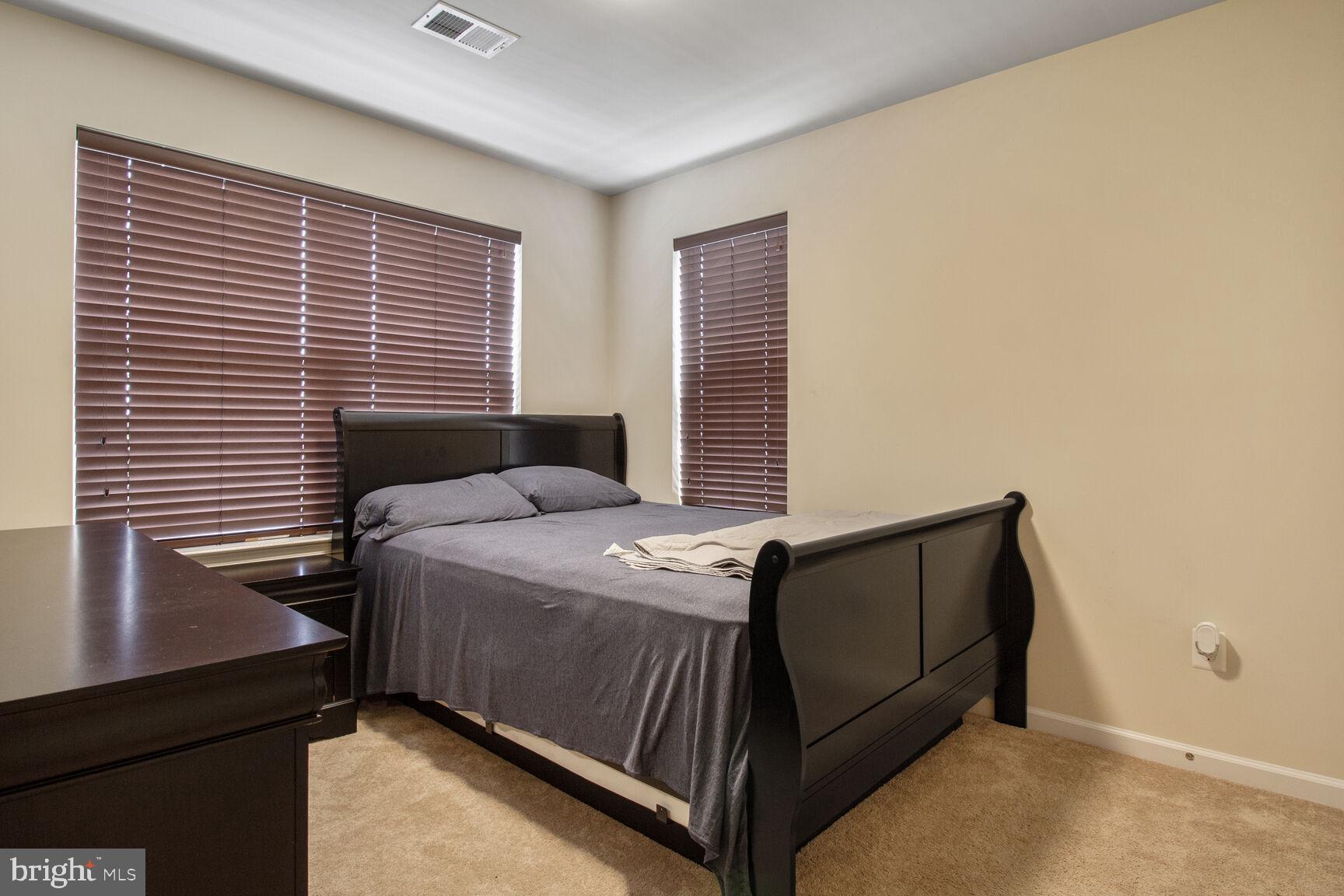 UPLANDS - Residential Lease