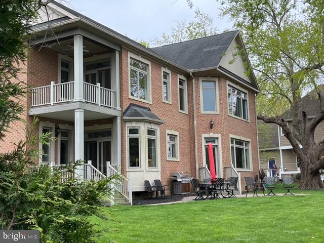 GLEN ISLE - Residential Lease