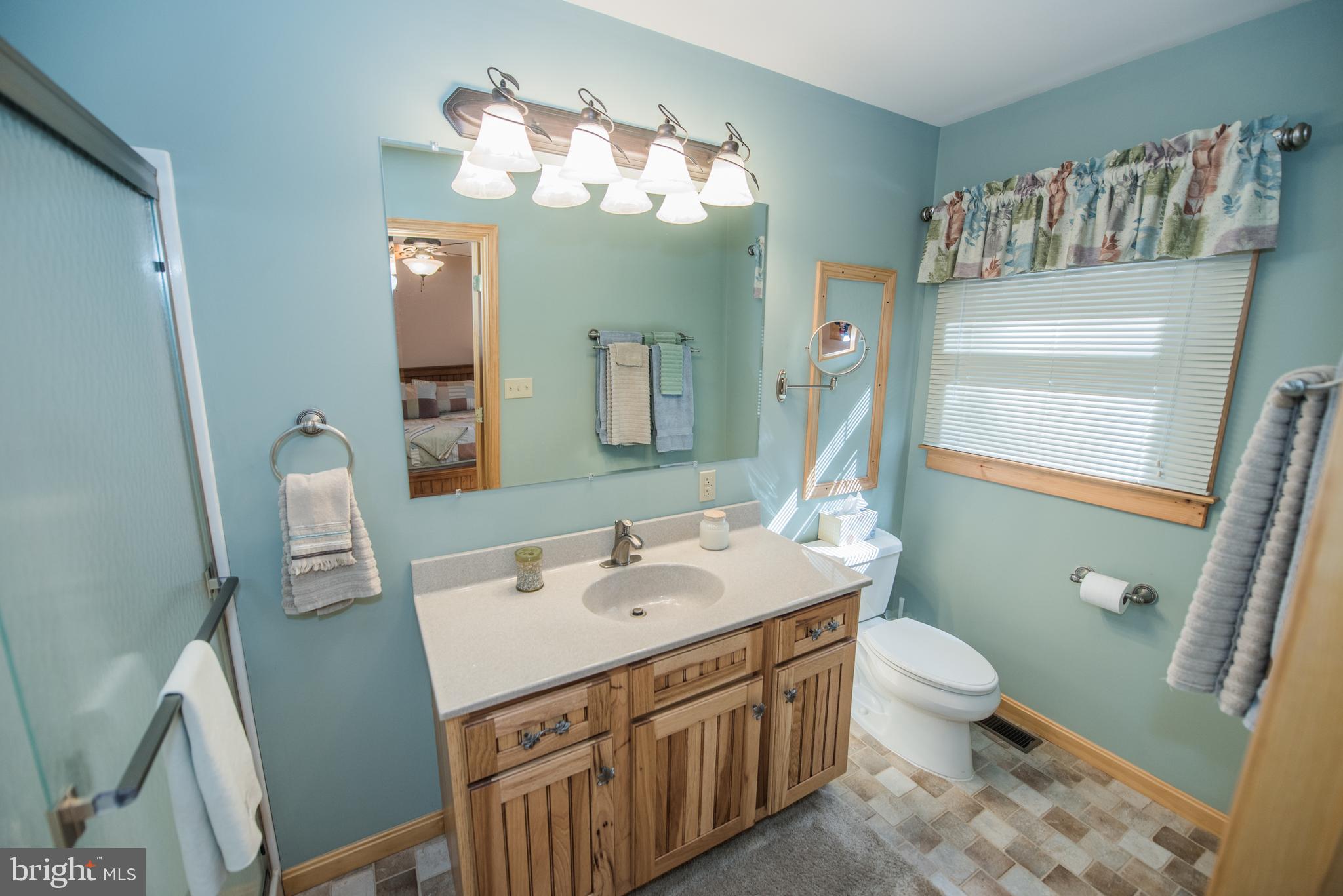 ROUSE MOUNTAIN - Residential