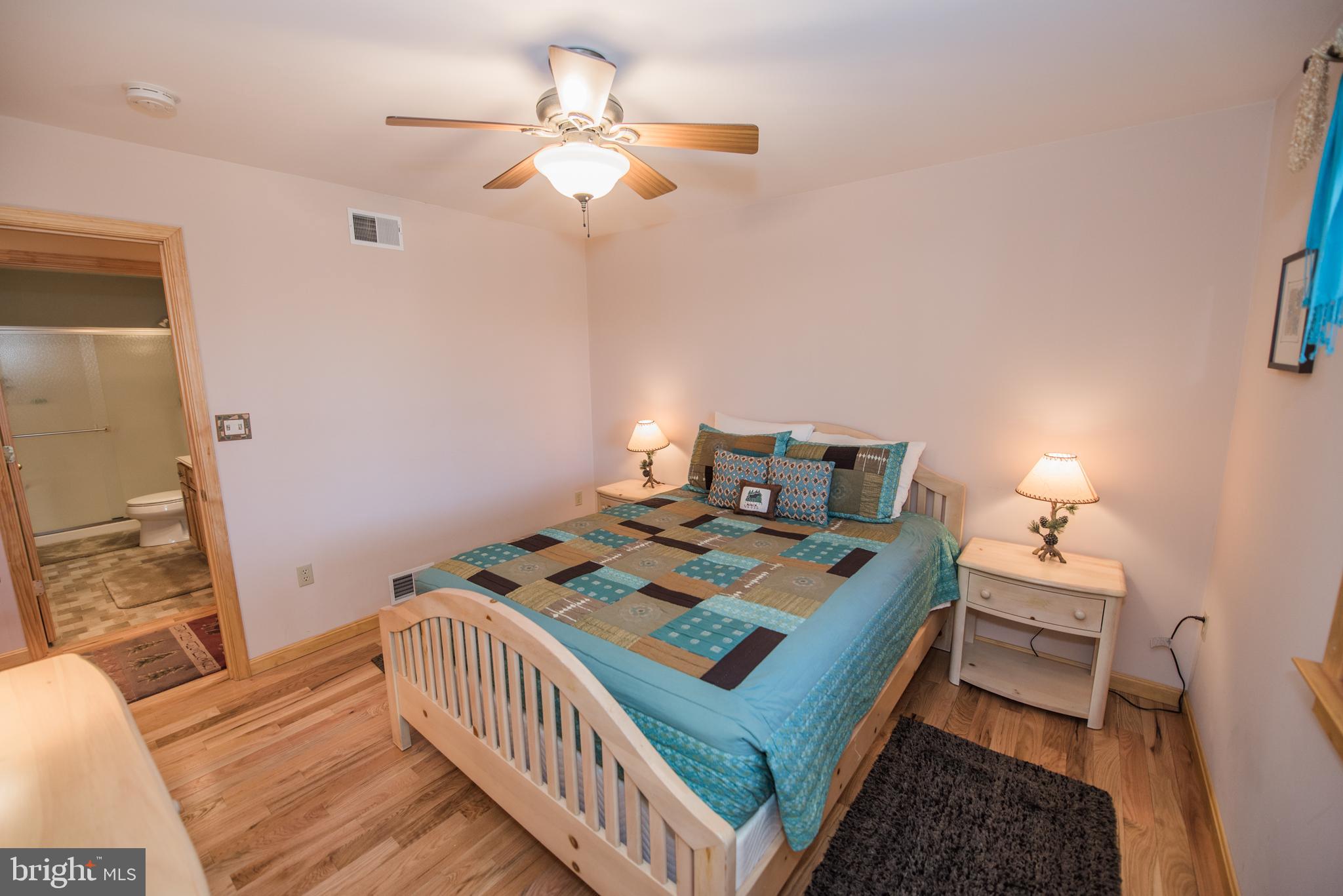 ROUSE MOUNTAIN - Residential