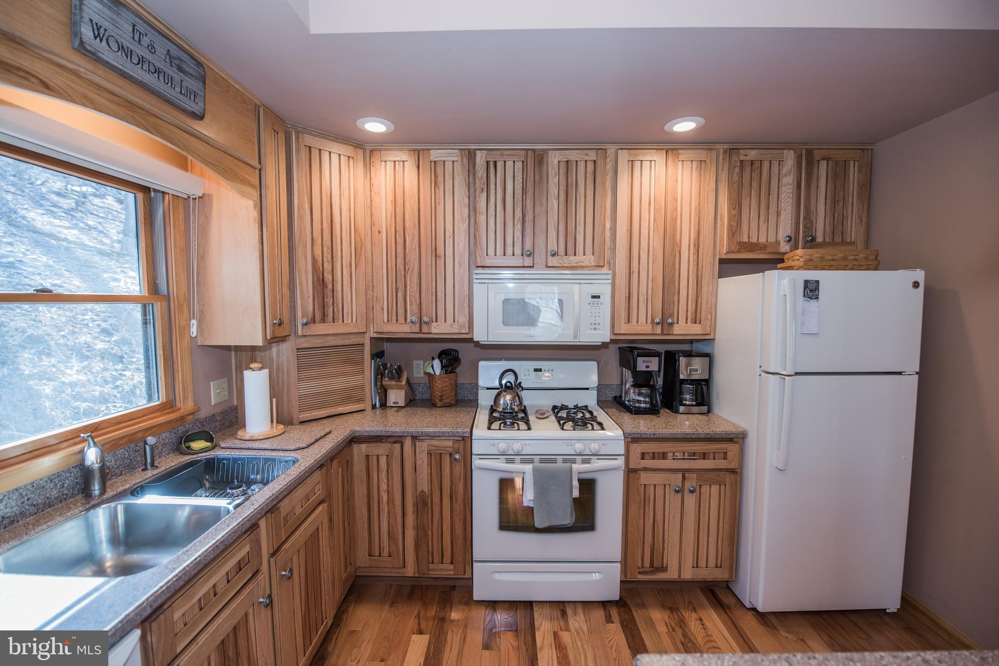 ROUSE MOUNTAIN - Residential