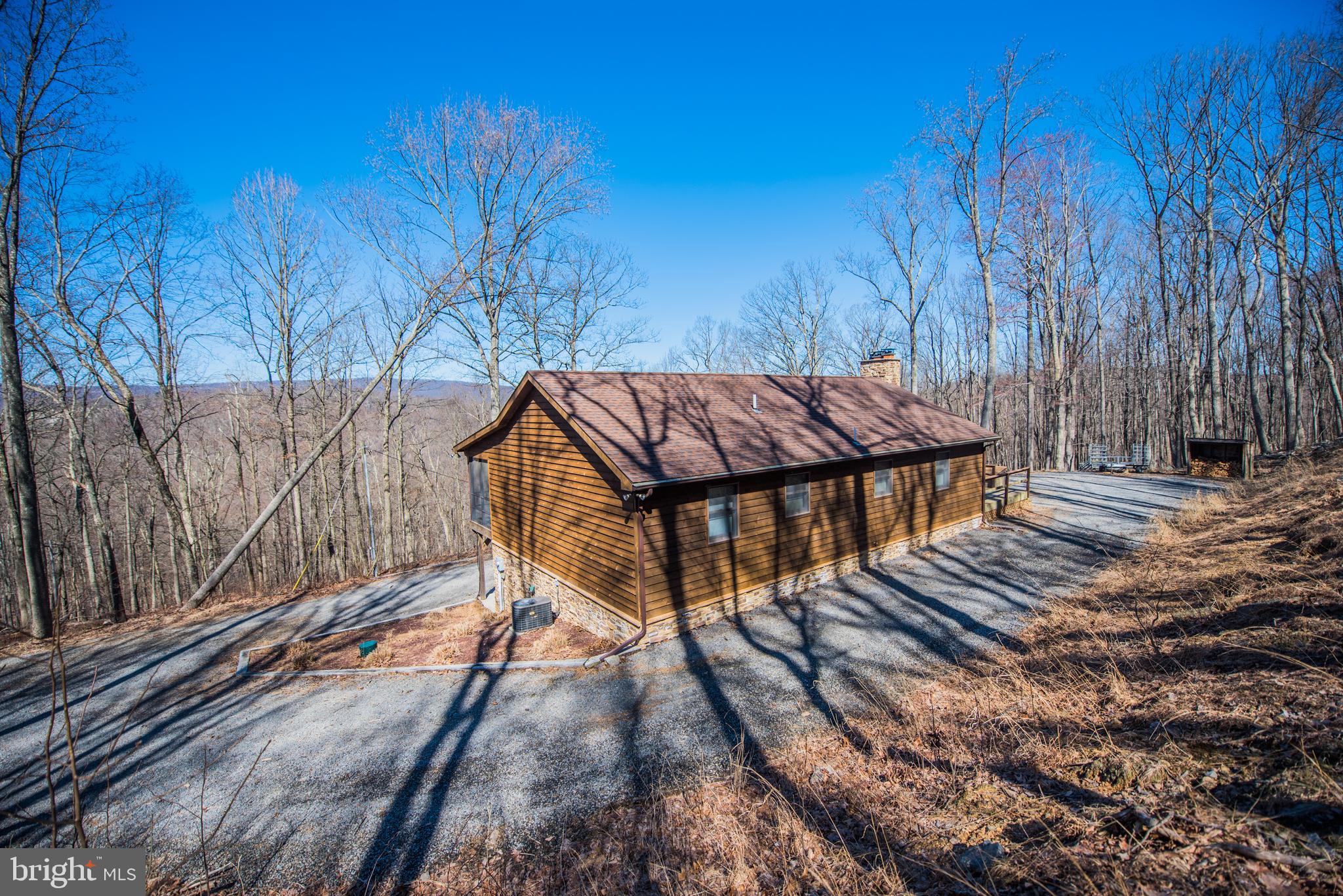 ROUSE MOUNTAIN - Residential