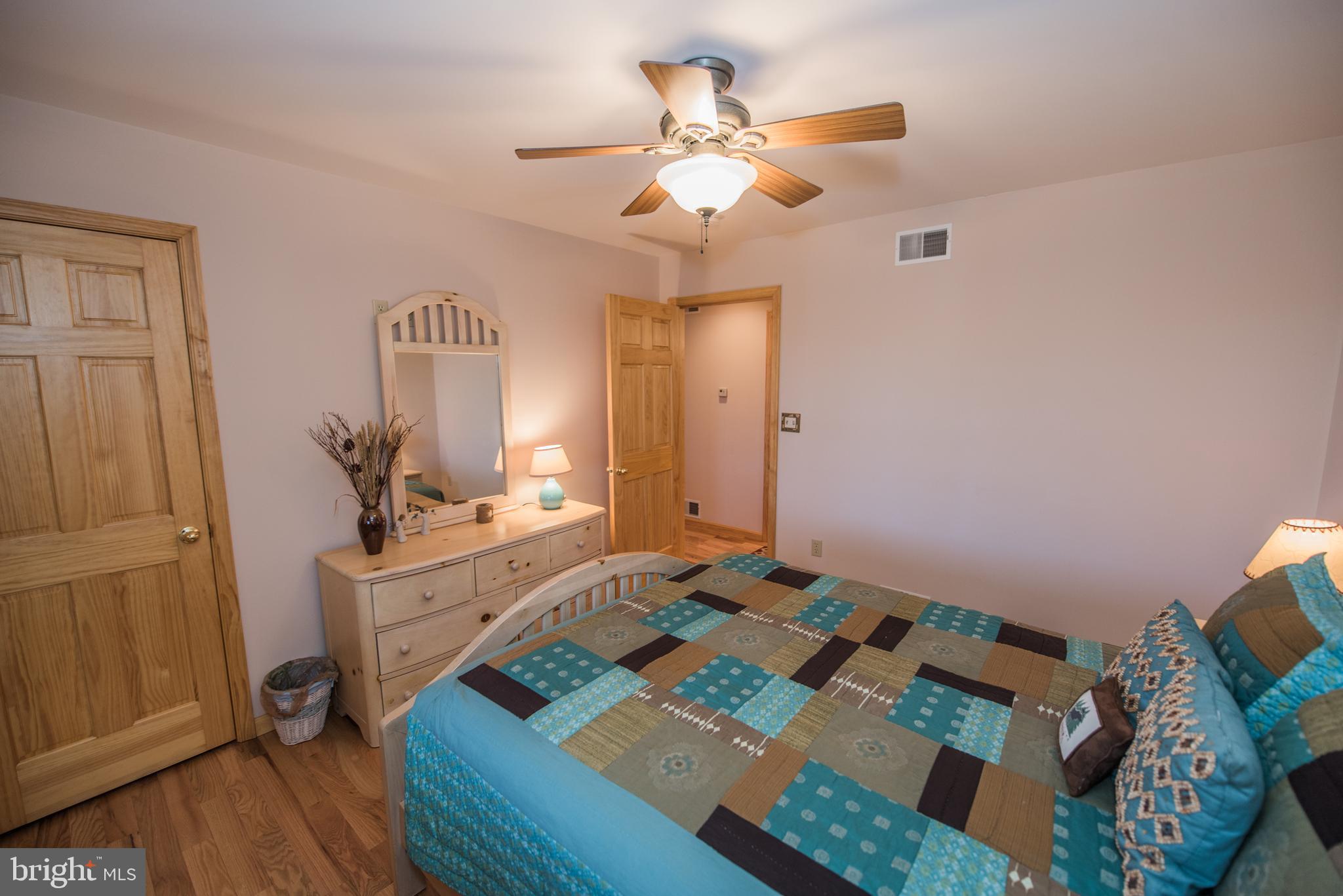 ROUSE MOUNTAIN - Residential