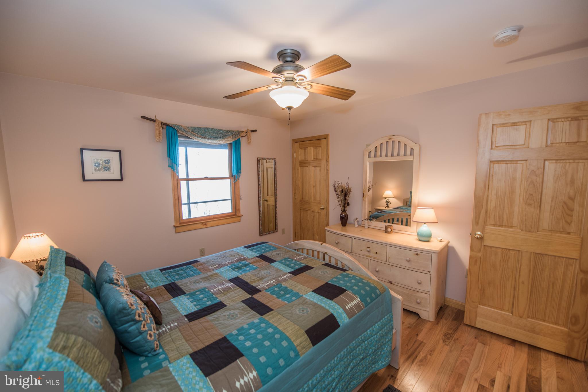 ROUSE MOUNTAIN - Residential