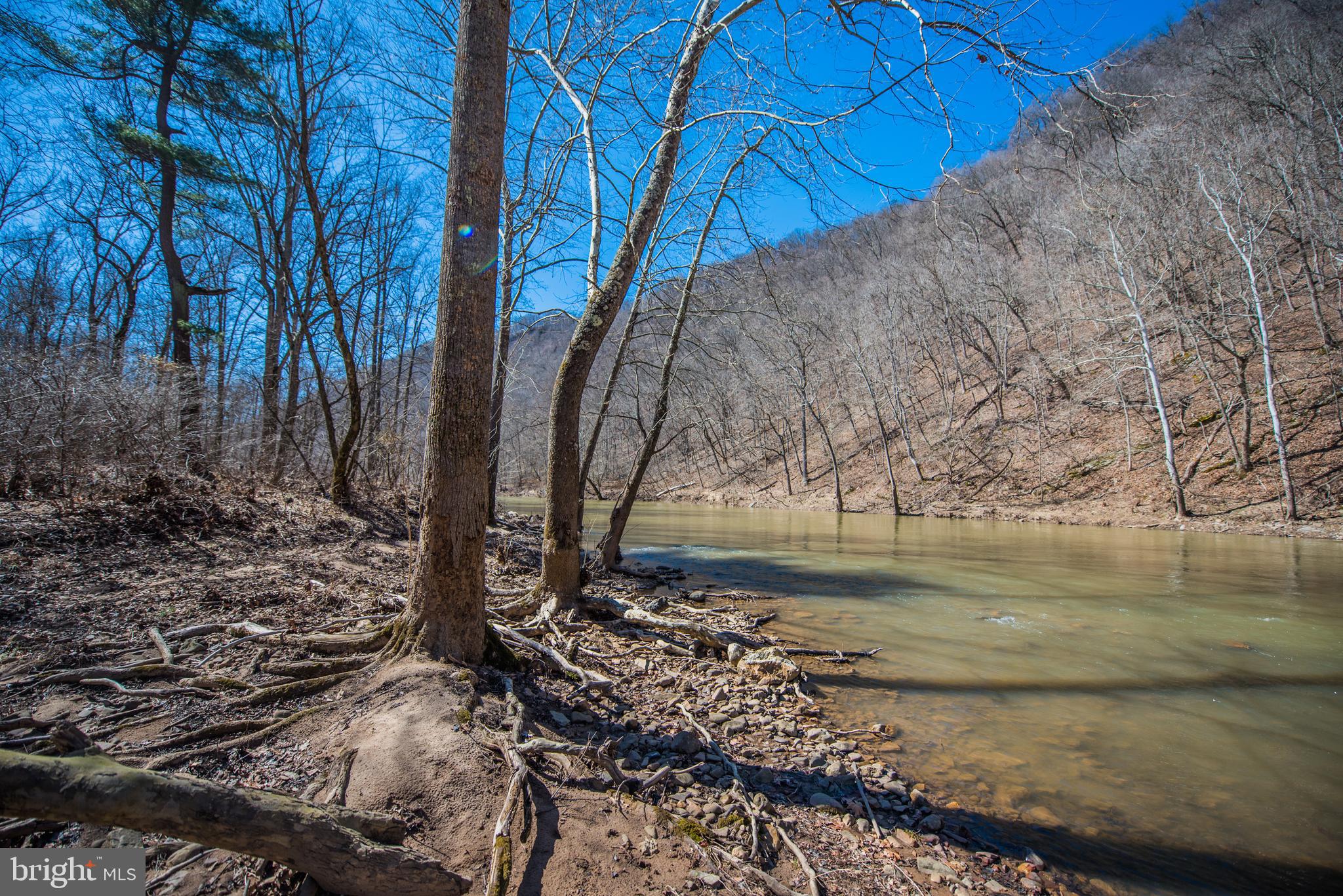 ROUSE MOUNTAIN - Residential