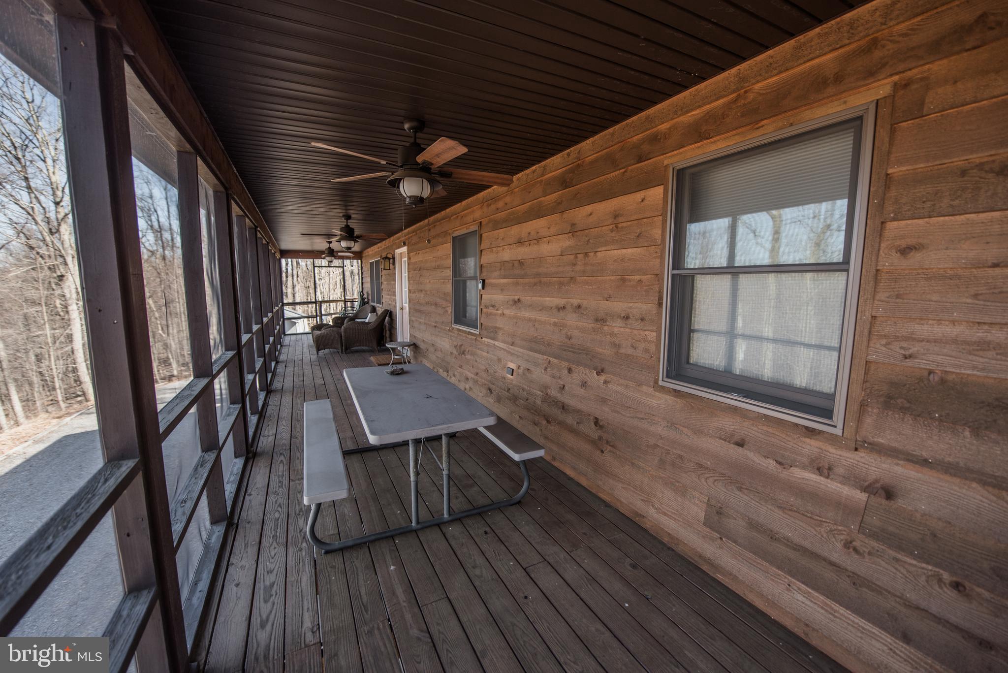 ROUSE MOUNTAIN - Residential