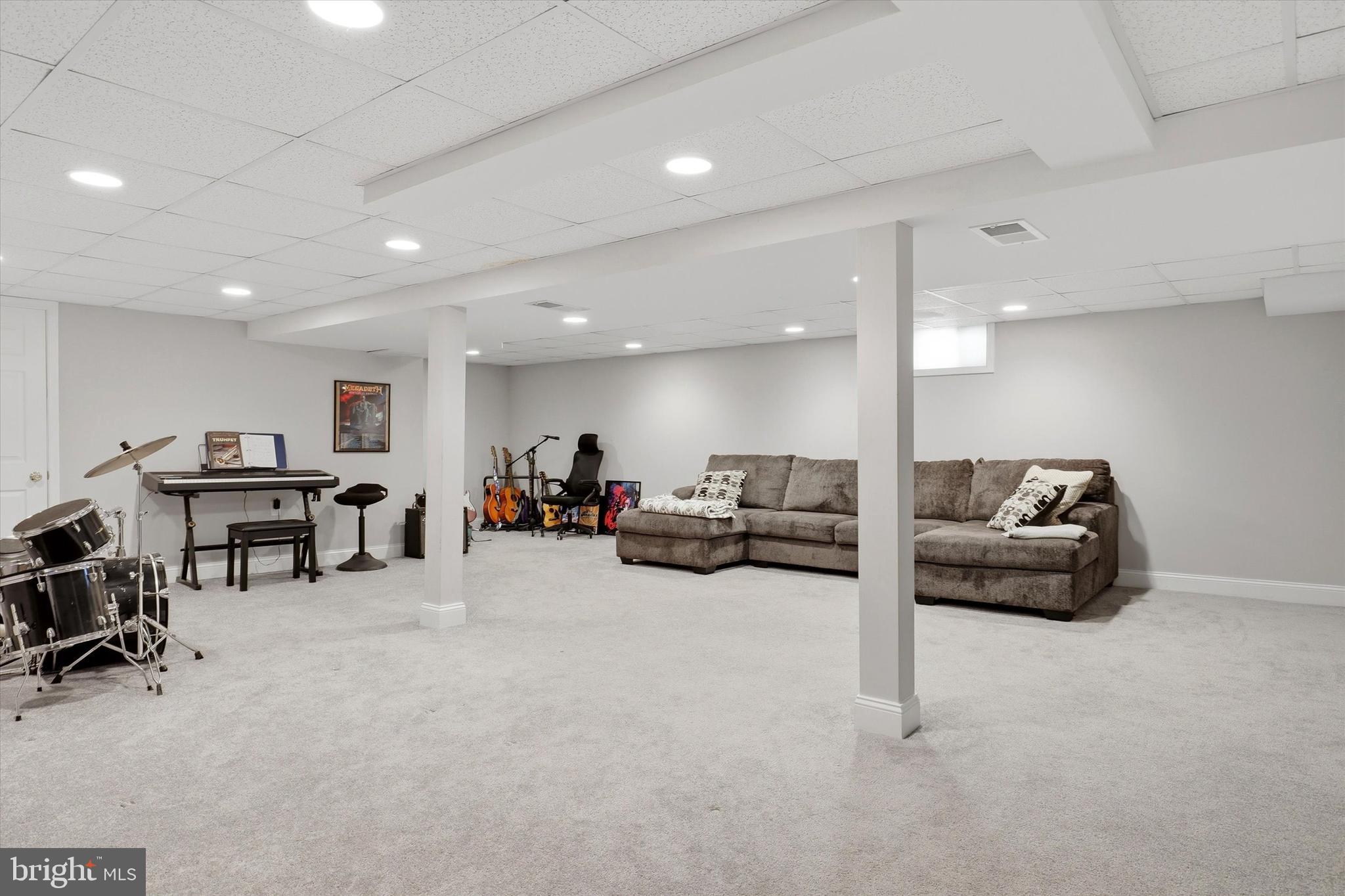 MAPLE GLEN - Residential