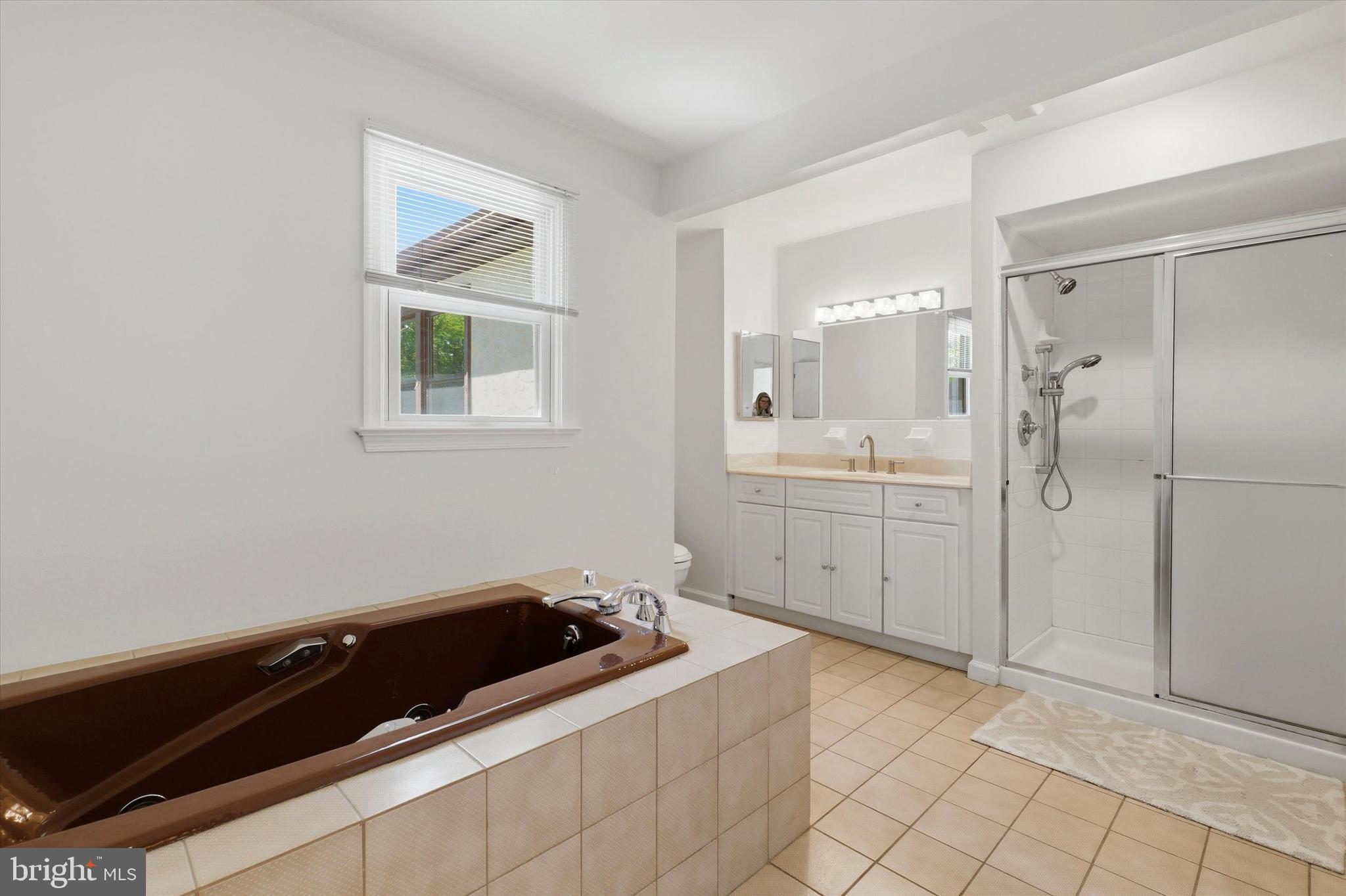 MAPLE GLEN - Residential