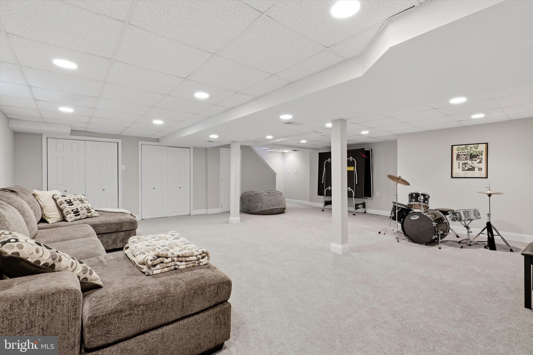 MAPLE GLEN - Residential