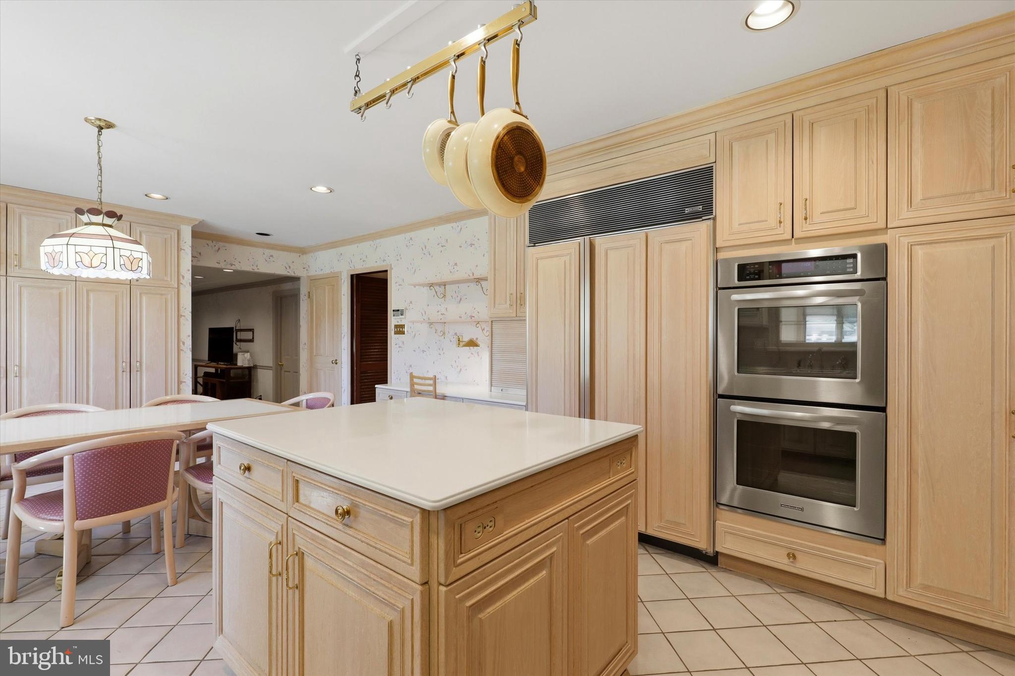 MAPLE GLEN - Residential