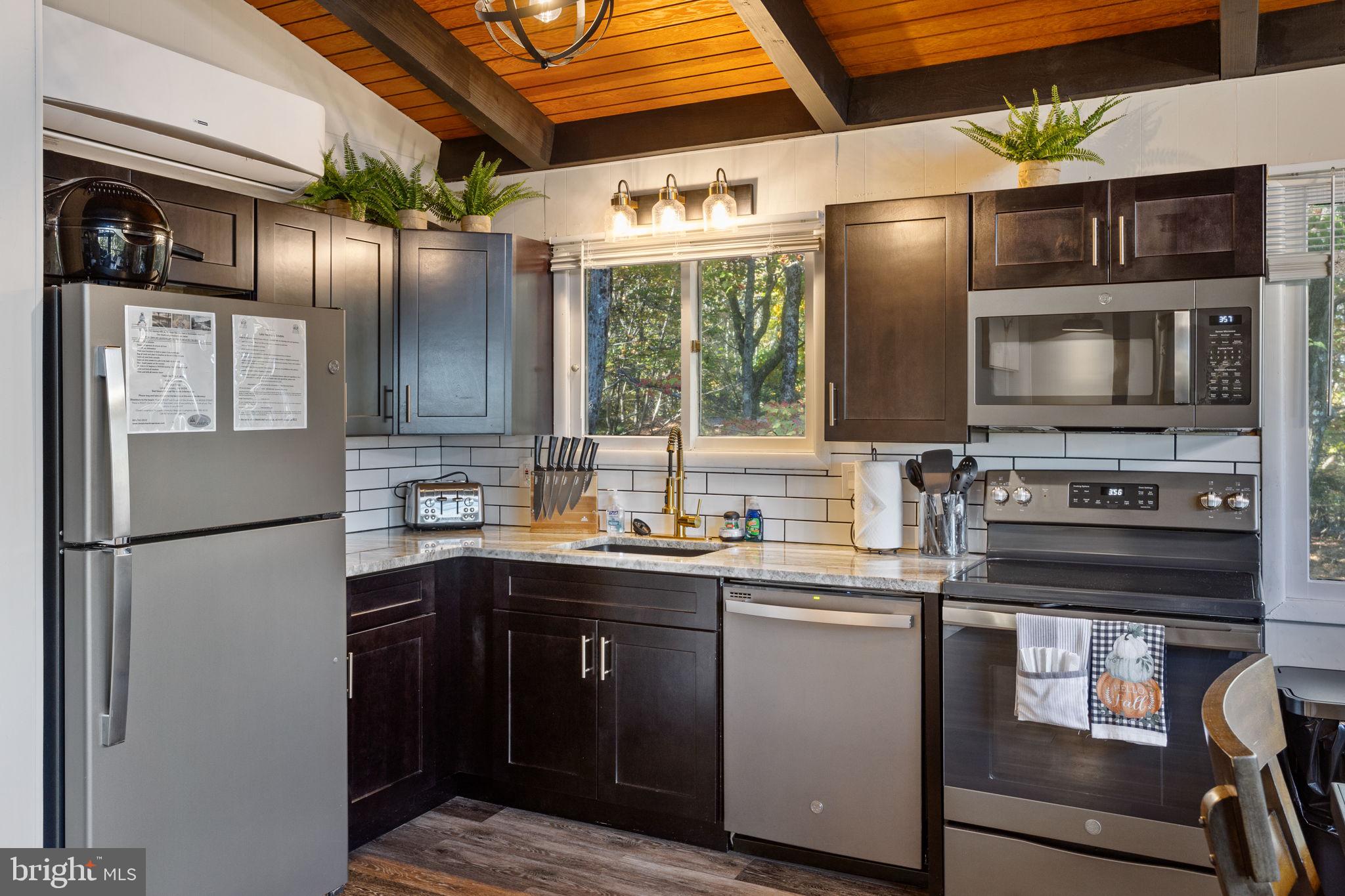 LAKE HARMONY ESTATES - Residential