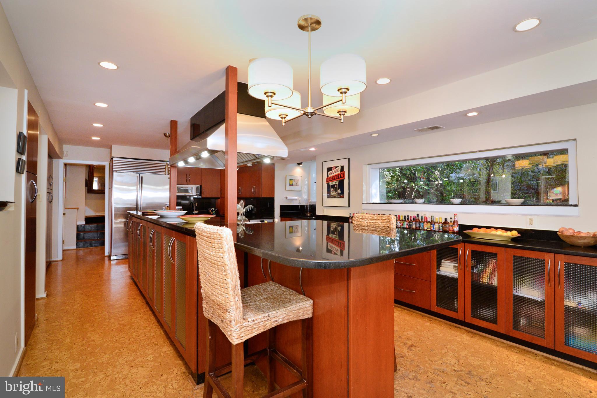 RESTON - Residential