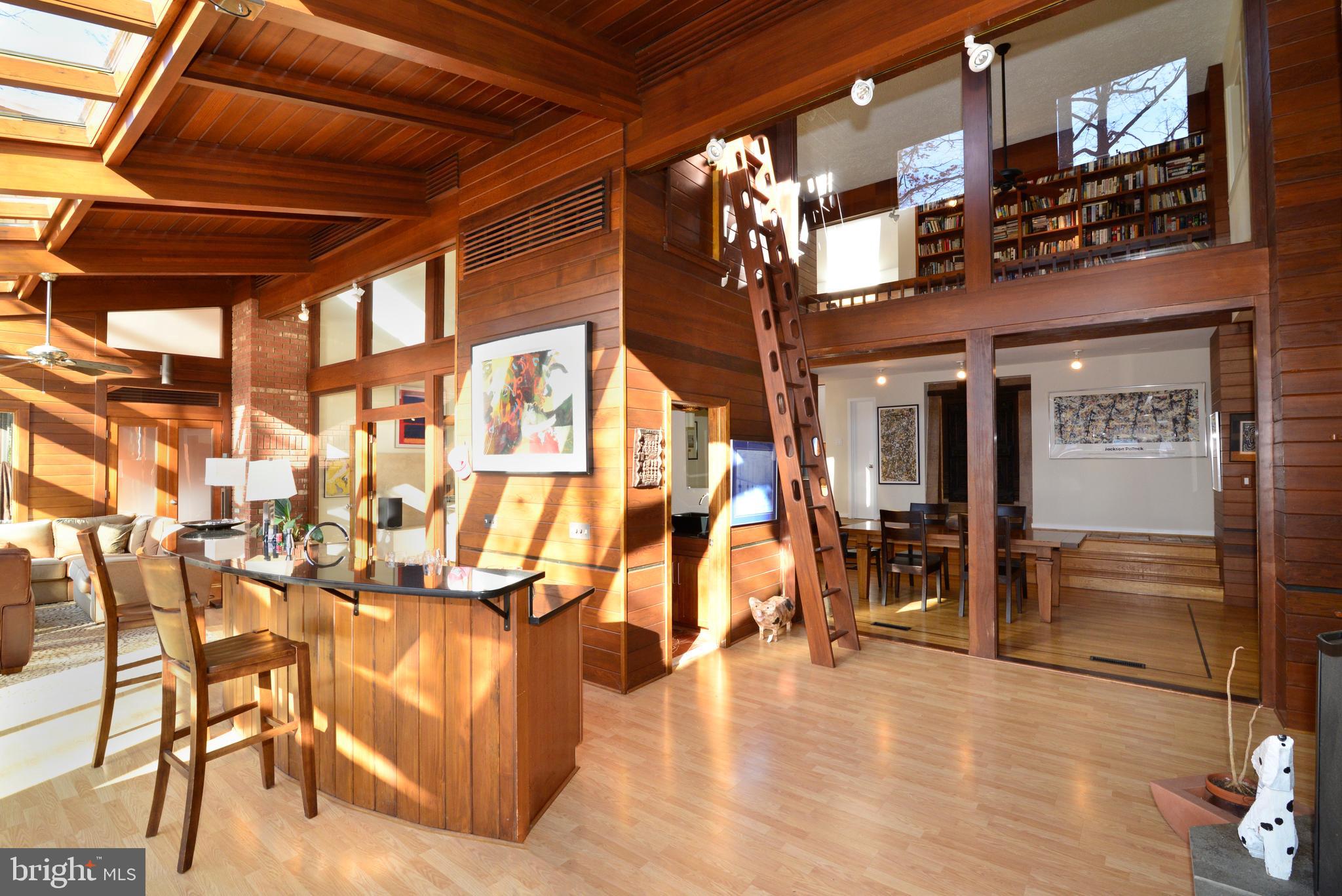 RESTON - Residential