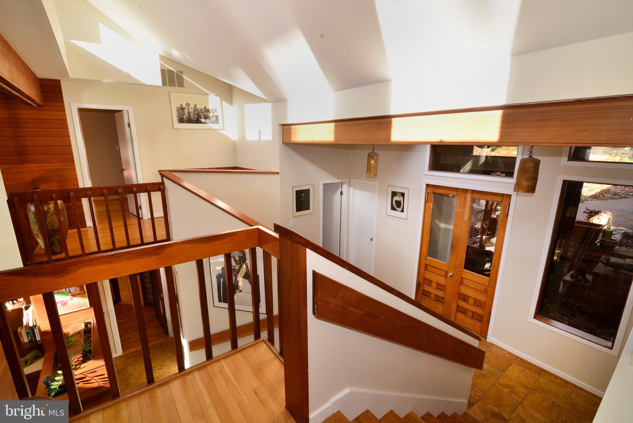 RESTON - Residential