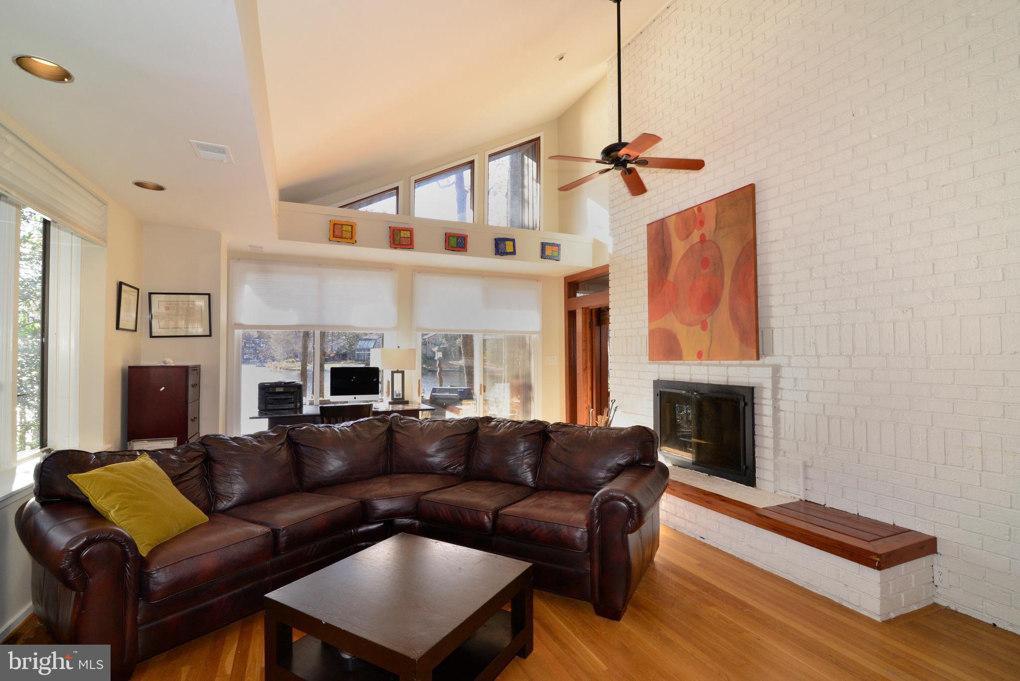 RESTON - Residential