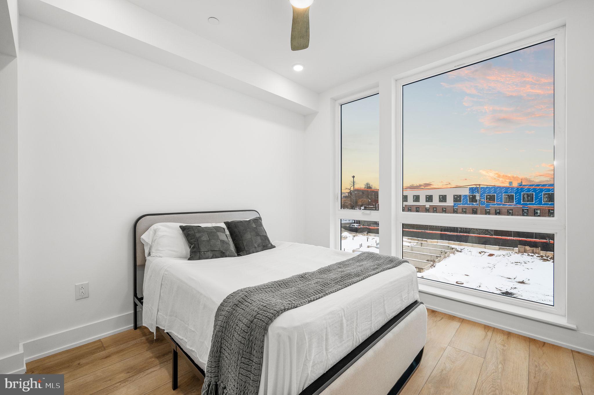 PORT RICHMOND - Residential