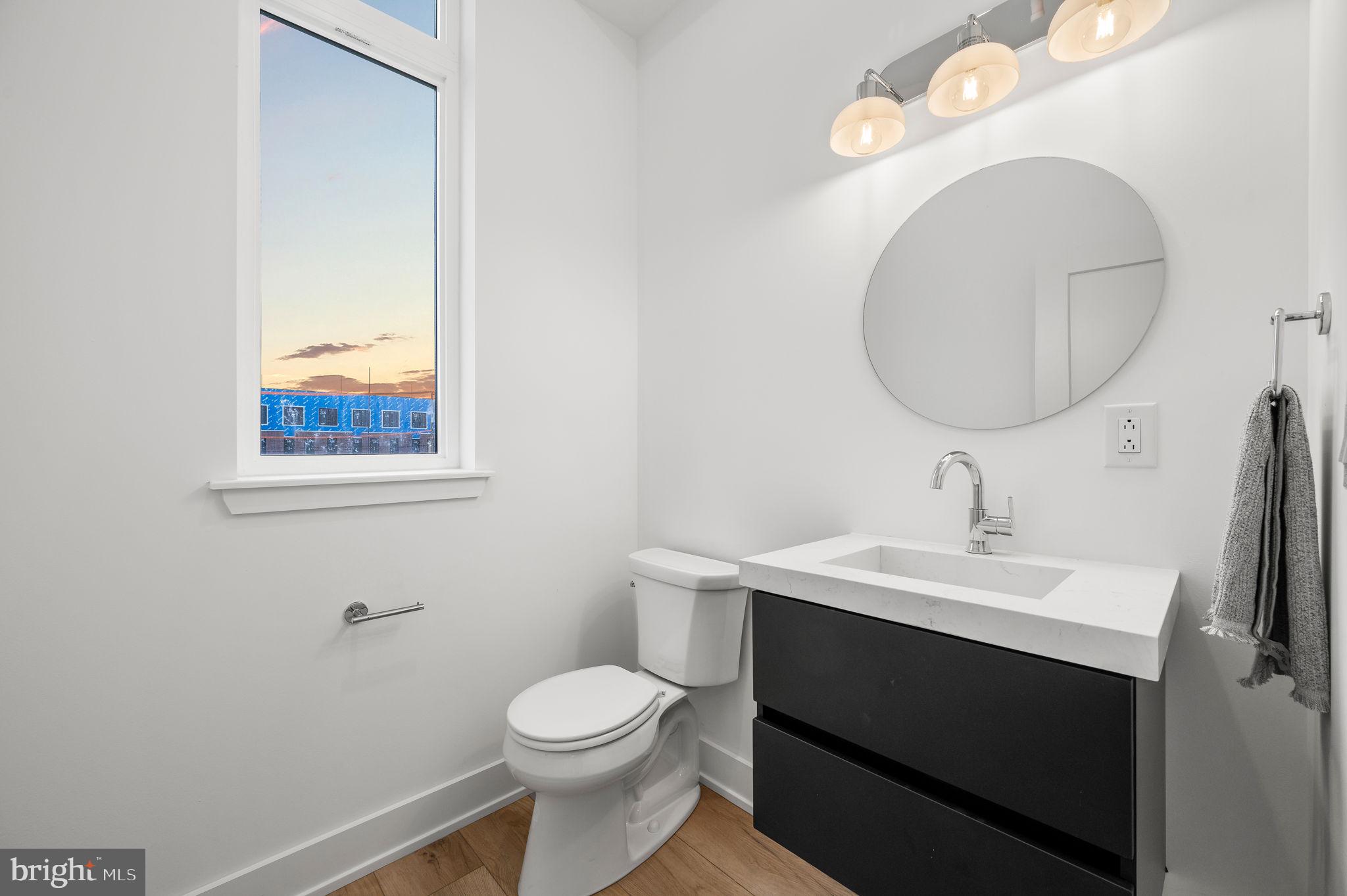 PORT RICHMOND - Residential