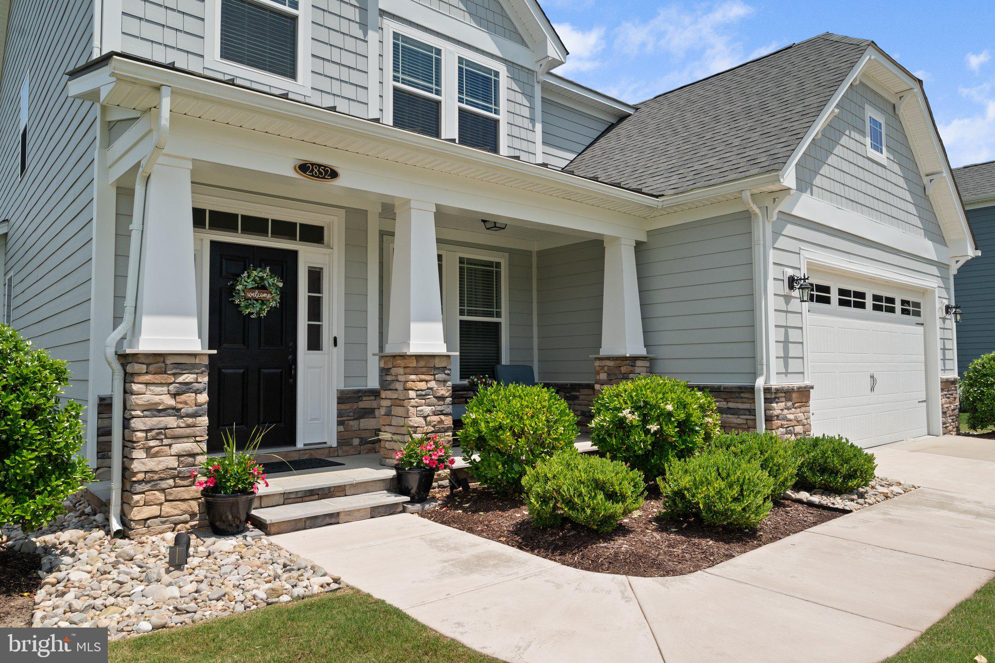 2852 KINGSFIELD DRIVE