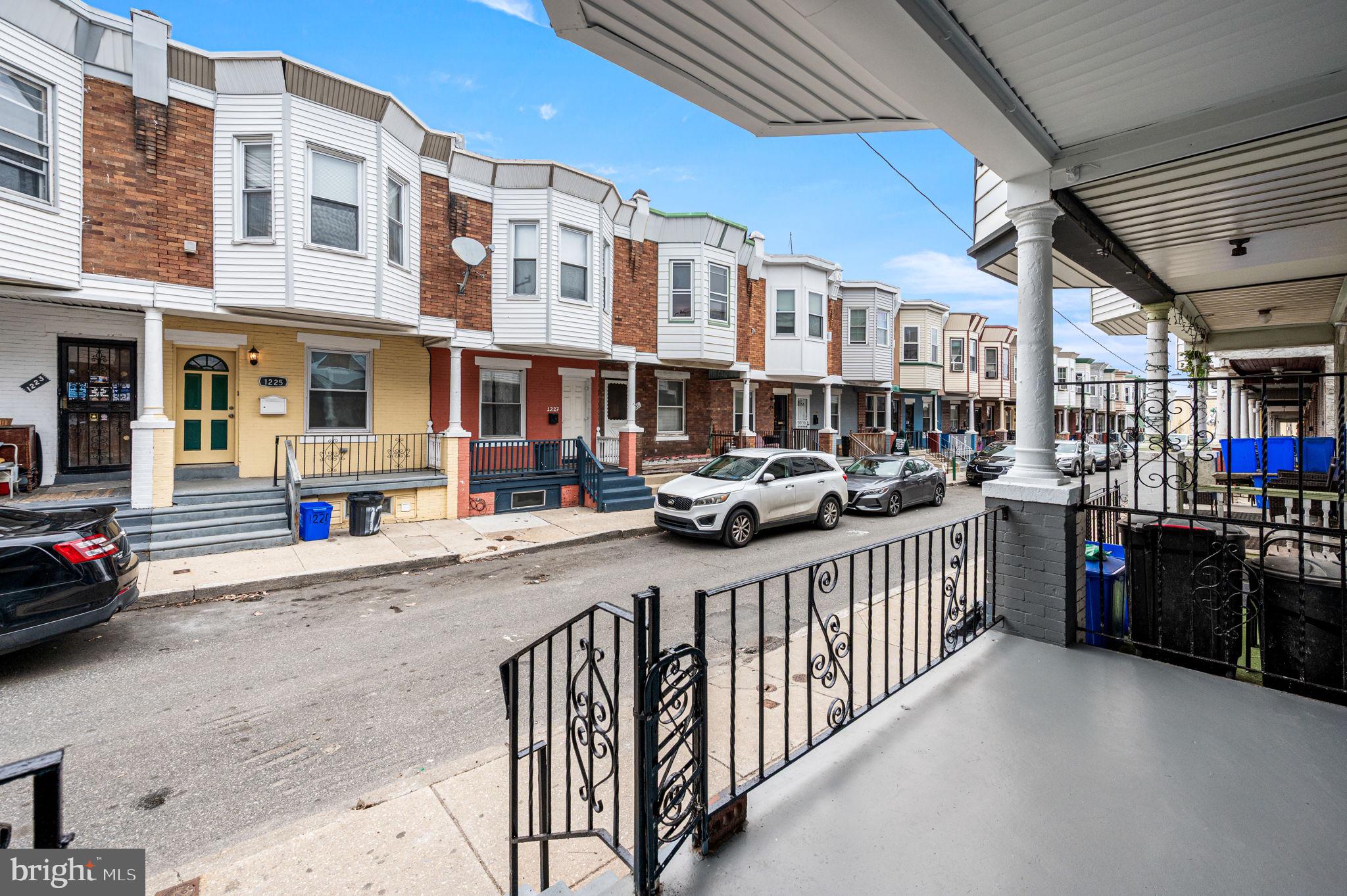 SQUIRREL HILL - Residential