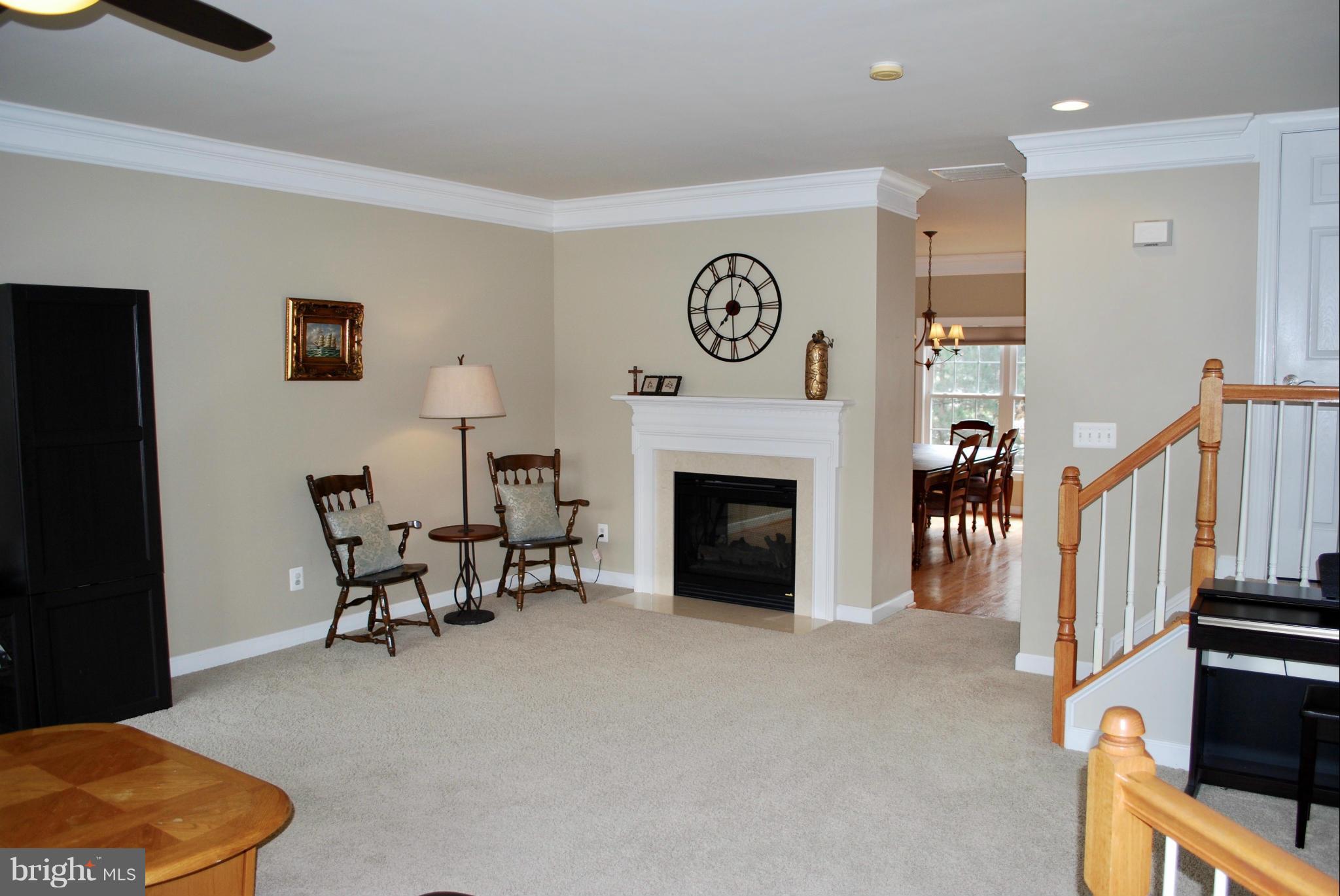 ELMWOOD - Residential Lease