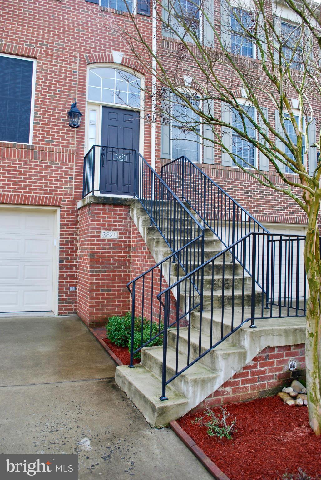 ELMWOOD - Residential Lease