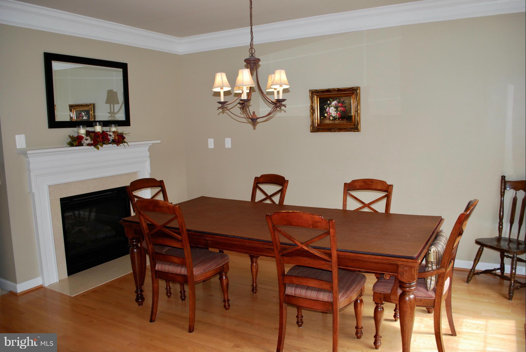 ELMWOOD - Residential Lease