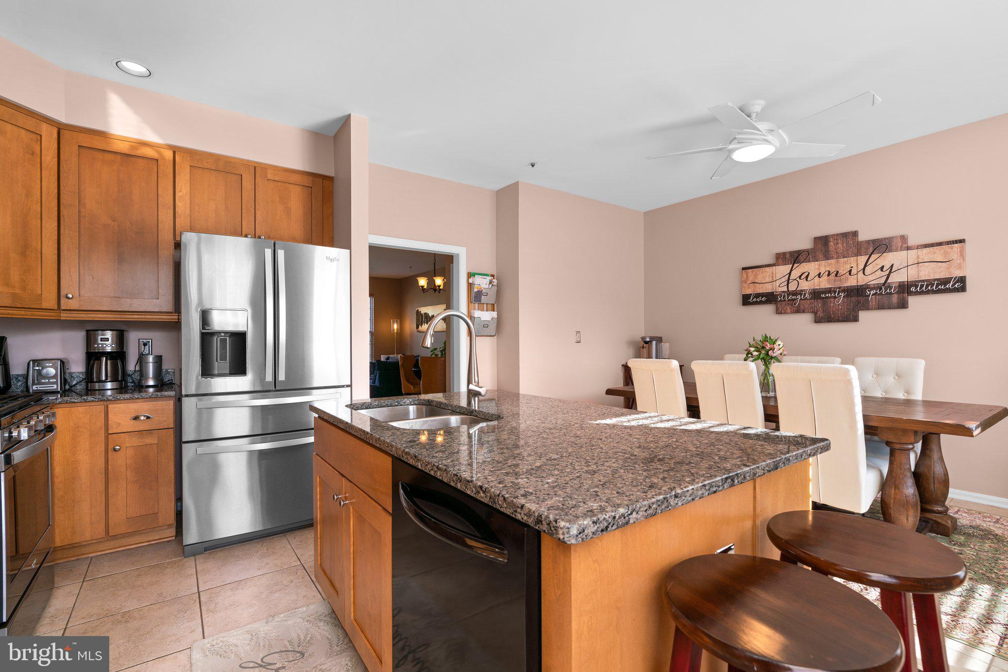 RIDGEFIELD - Residential