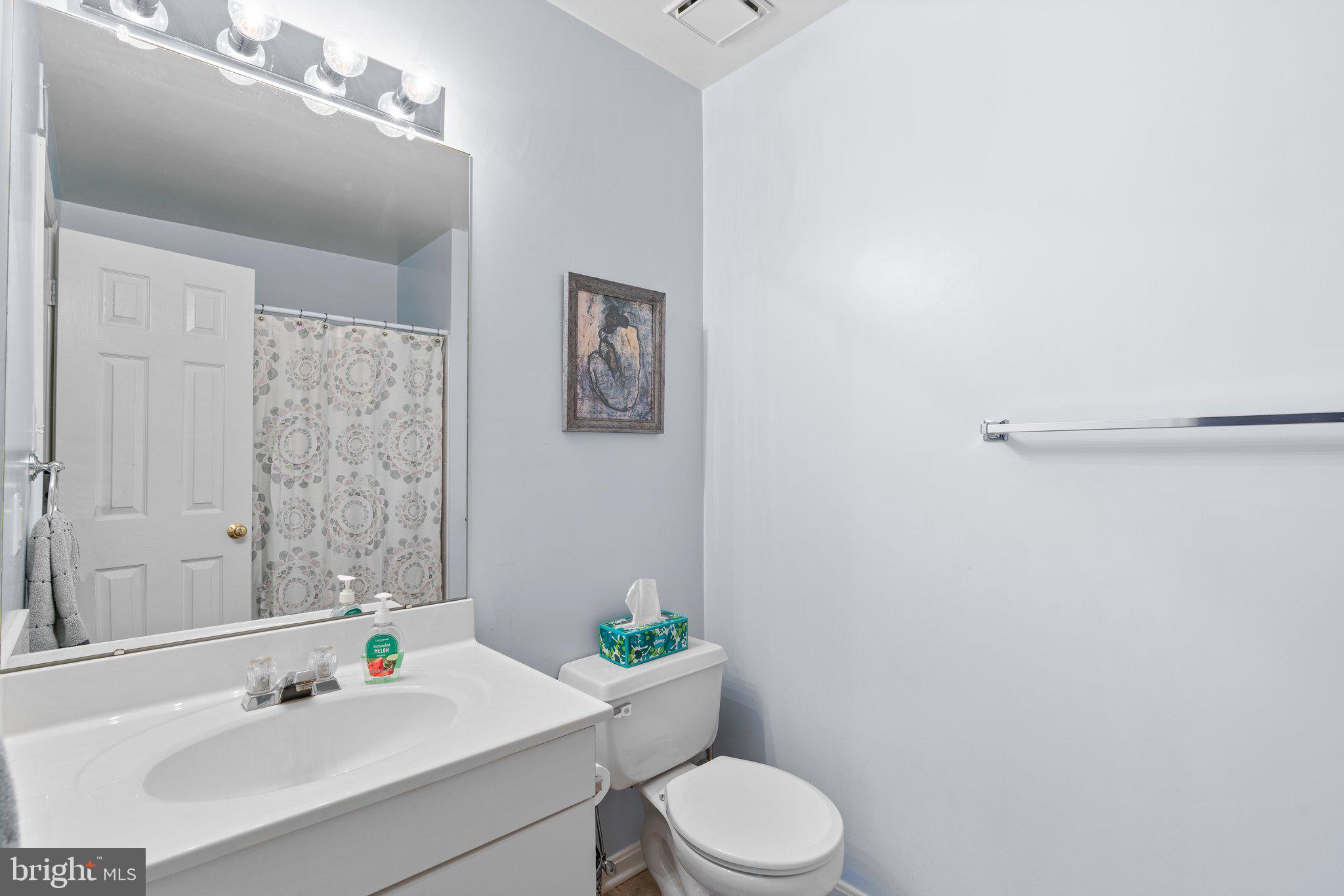 RIDGEFIELD - Residential