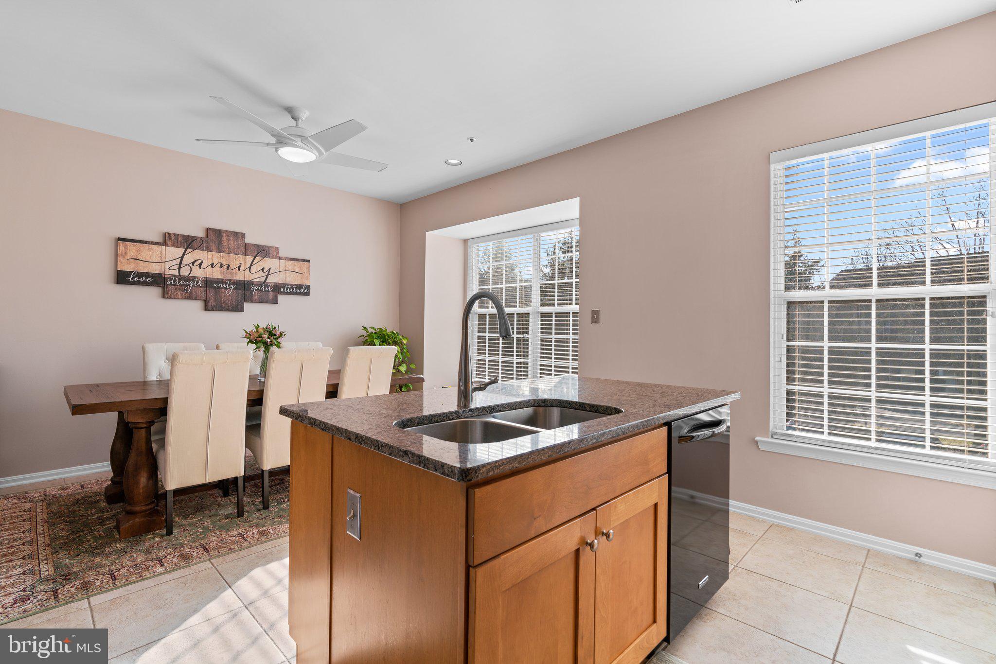 RIDGEFIELD - Residential