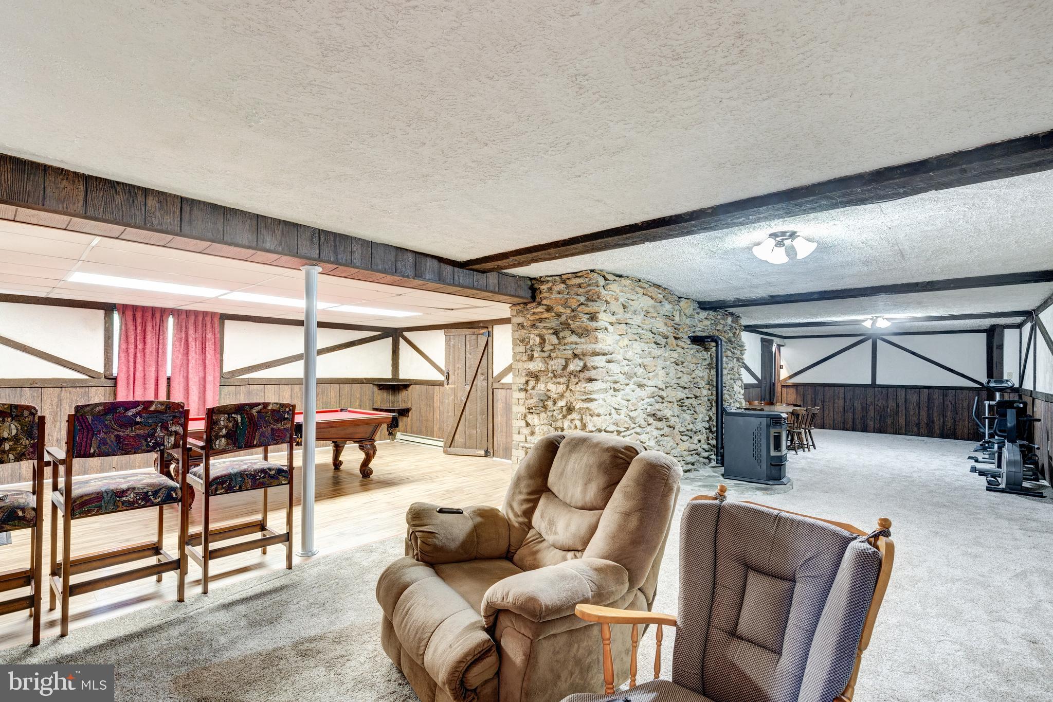 HUNT RIDGE - Residential