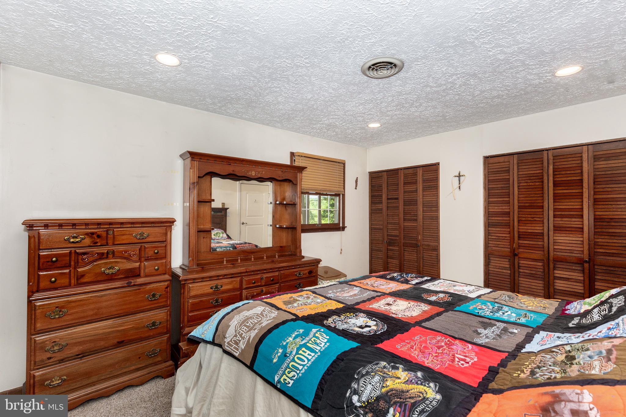 HUNT RIDGE - Residential