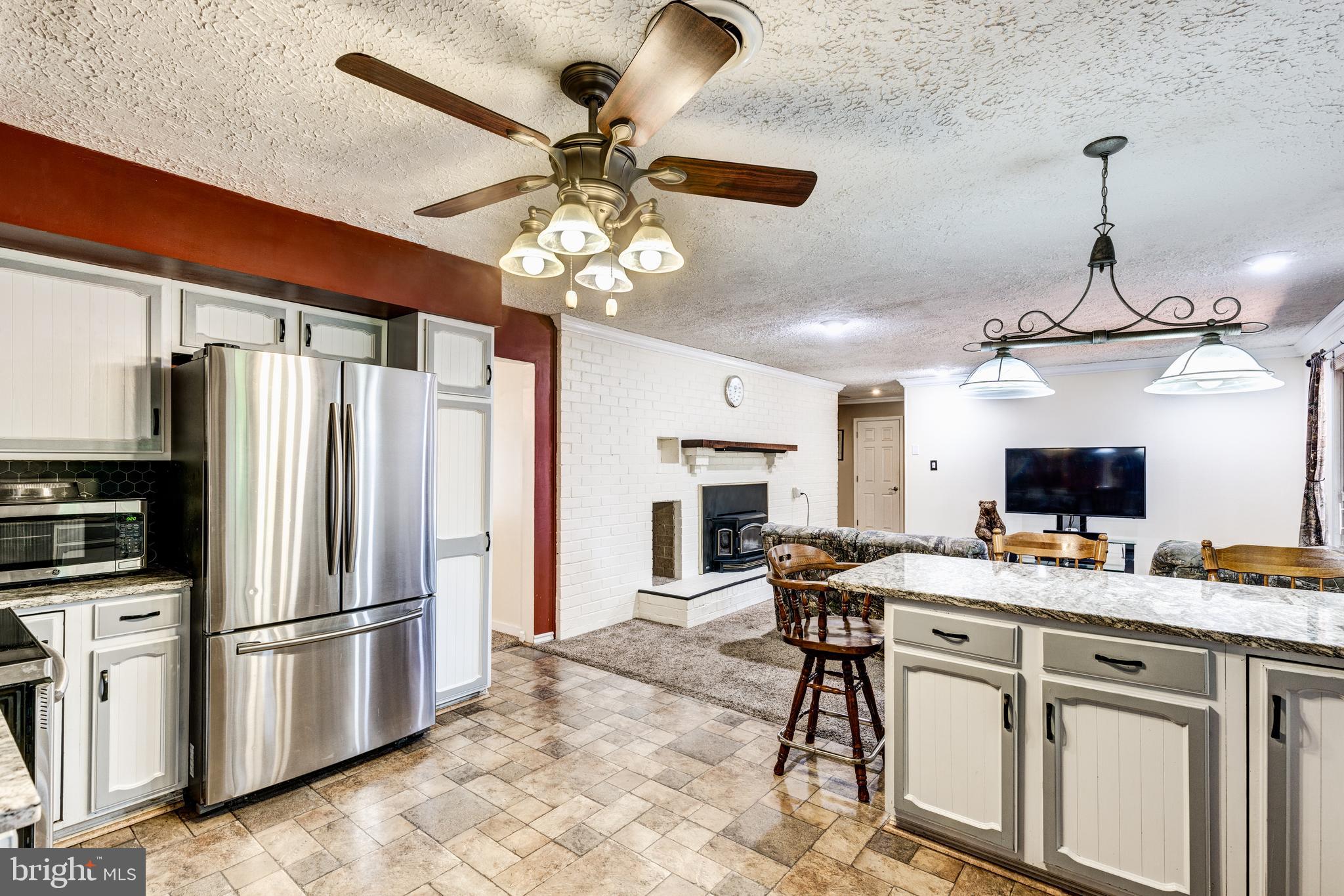 HUNT RIDGE - Residential