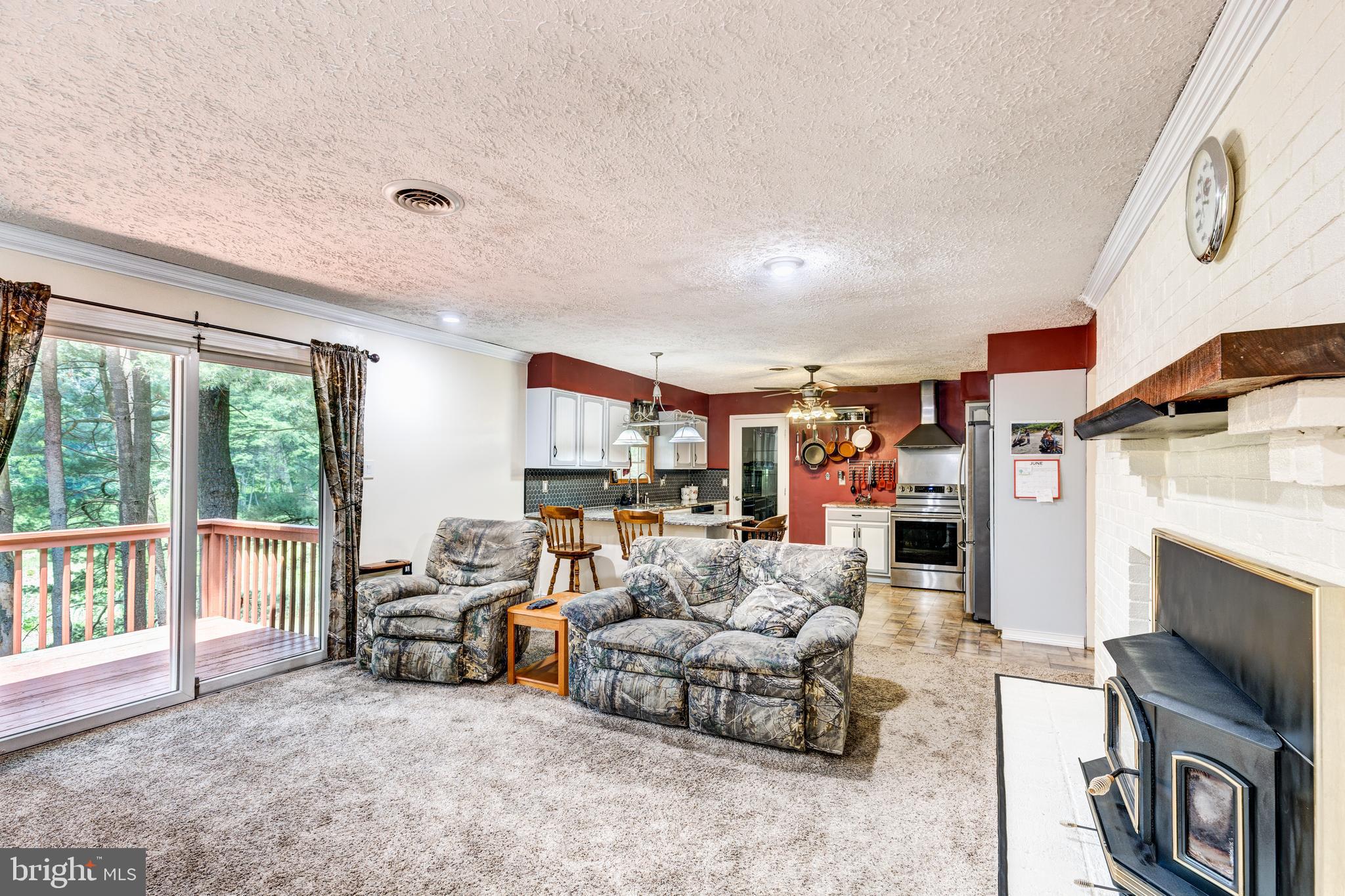 HUNT RIDGE - Residential